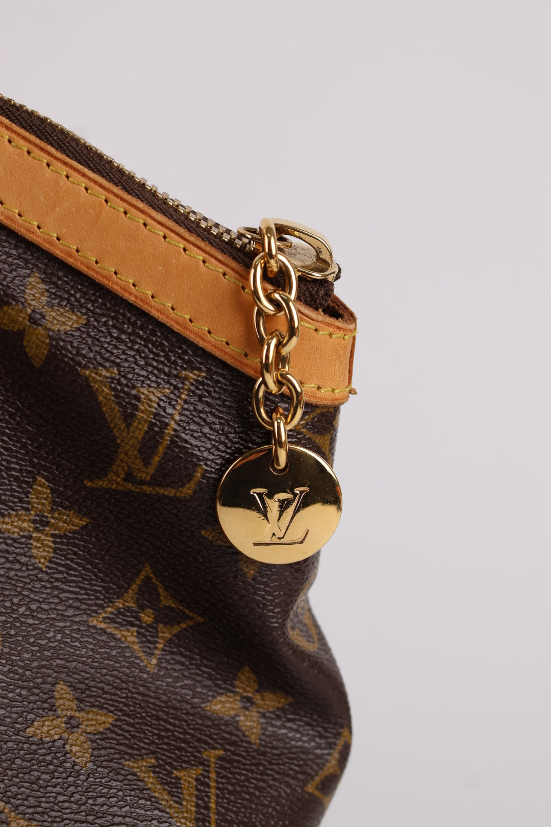Louis Vuitton Tivoli GM Monogram
