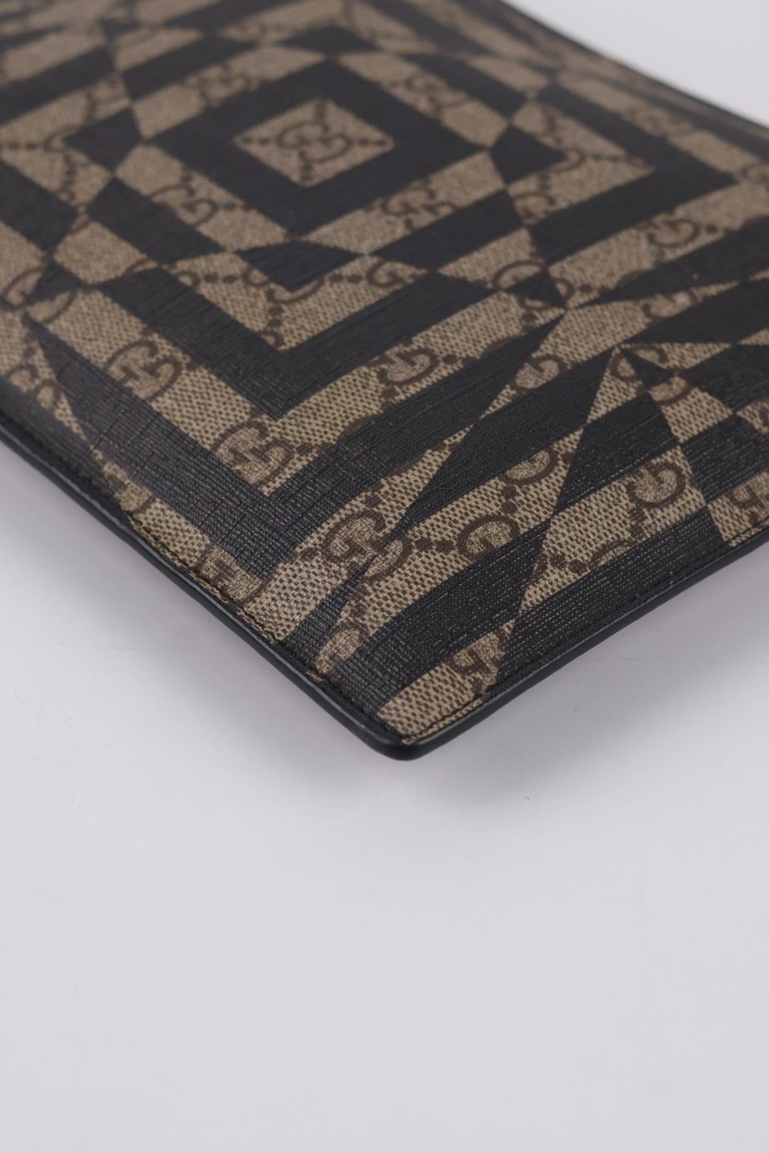 Gucci Pochette Caleido GG Supreme