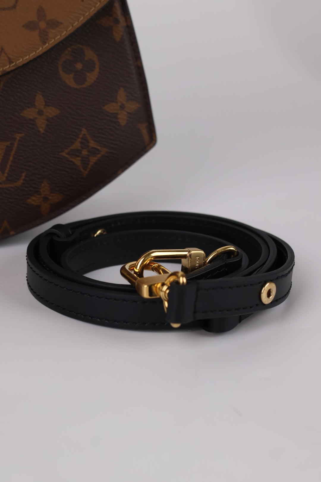 Louis Vuitton Tilsit Monogram