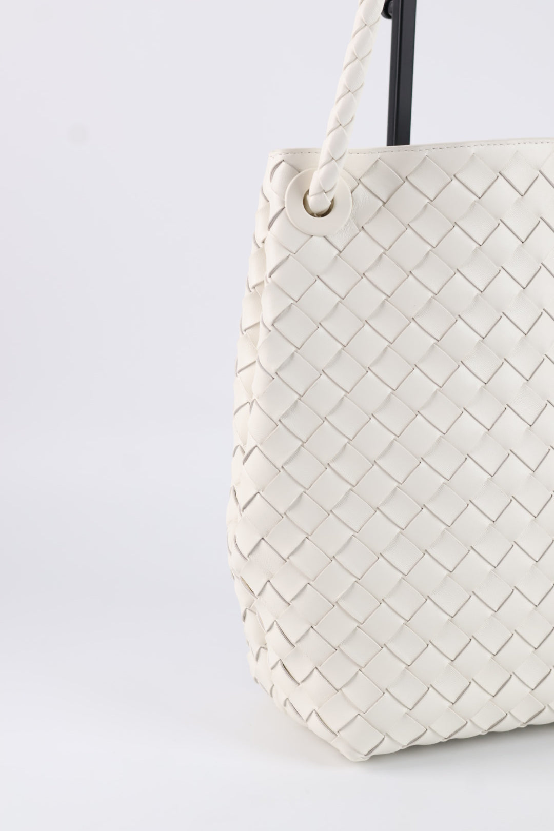 Bottega Veneta Andiamo Bucket