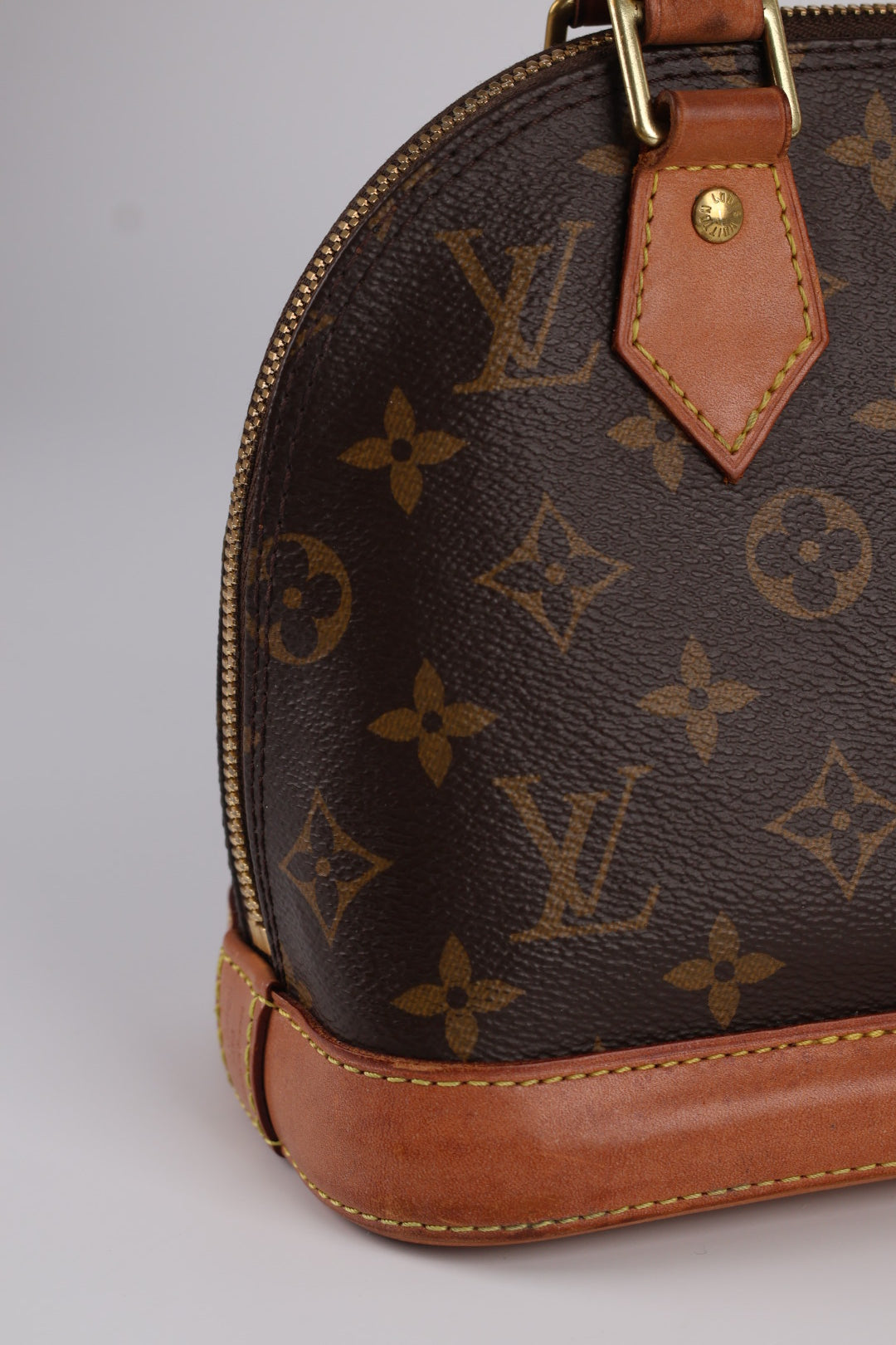 Louis Vuitton Alma BB Monogram