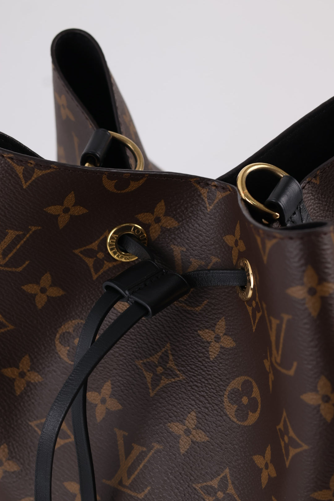 Louis Vuitton Neo Noé MM Monogram