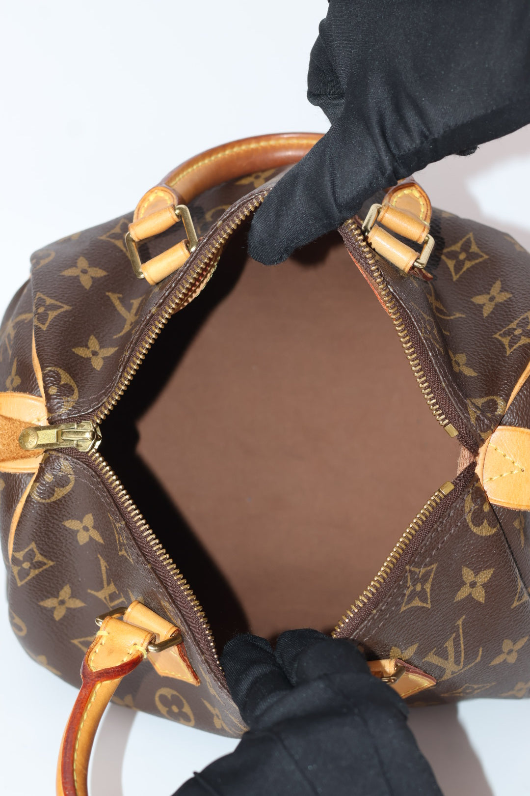 Louis Vuitton Speedy 25 Monogram