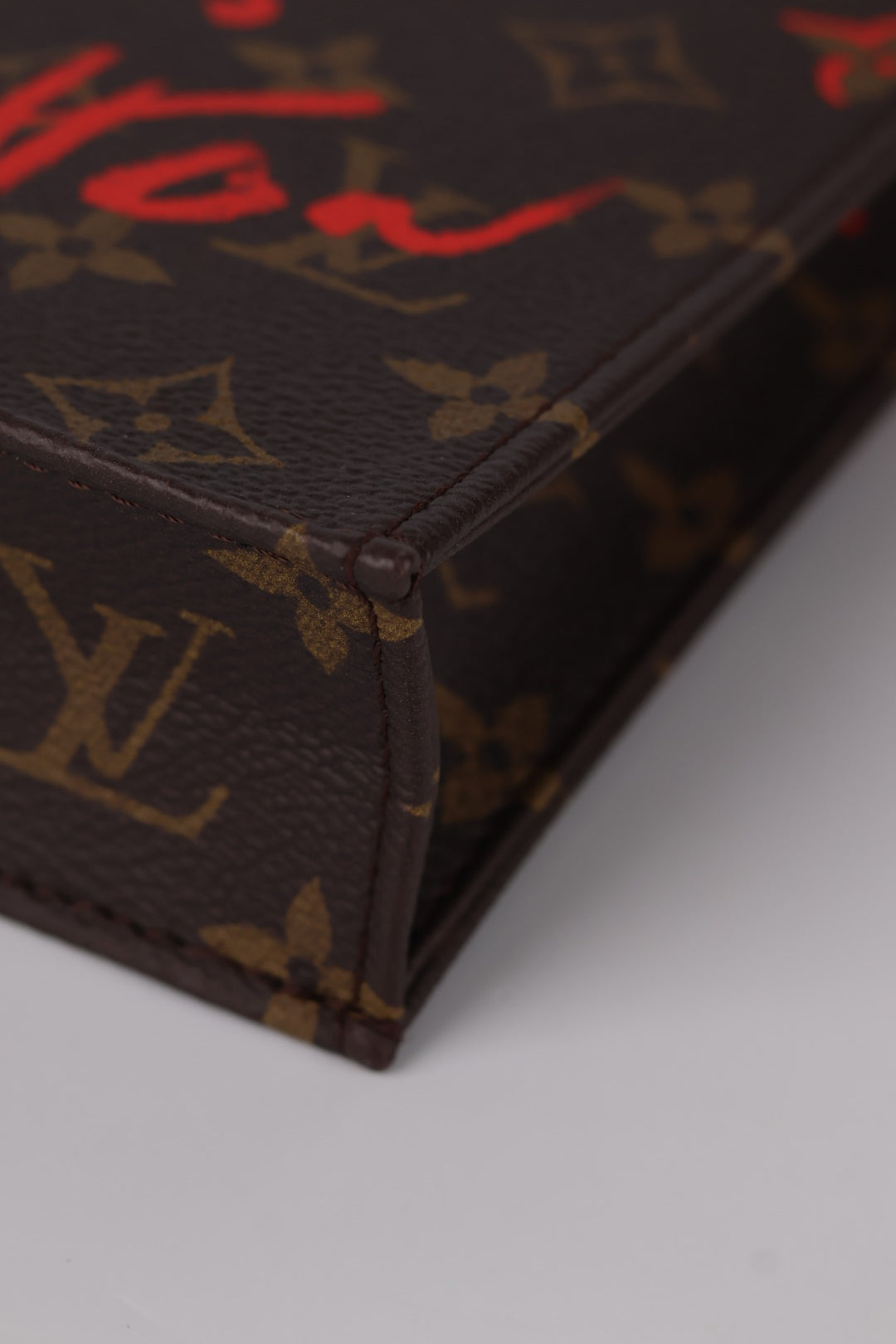 Louis Vuitton Mini Sac Plat Fall in Love