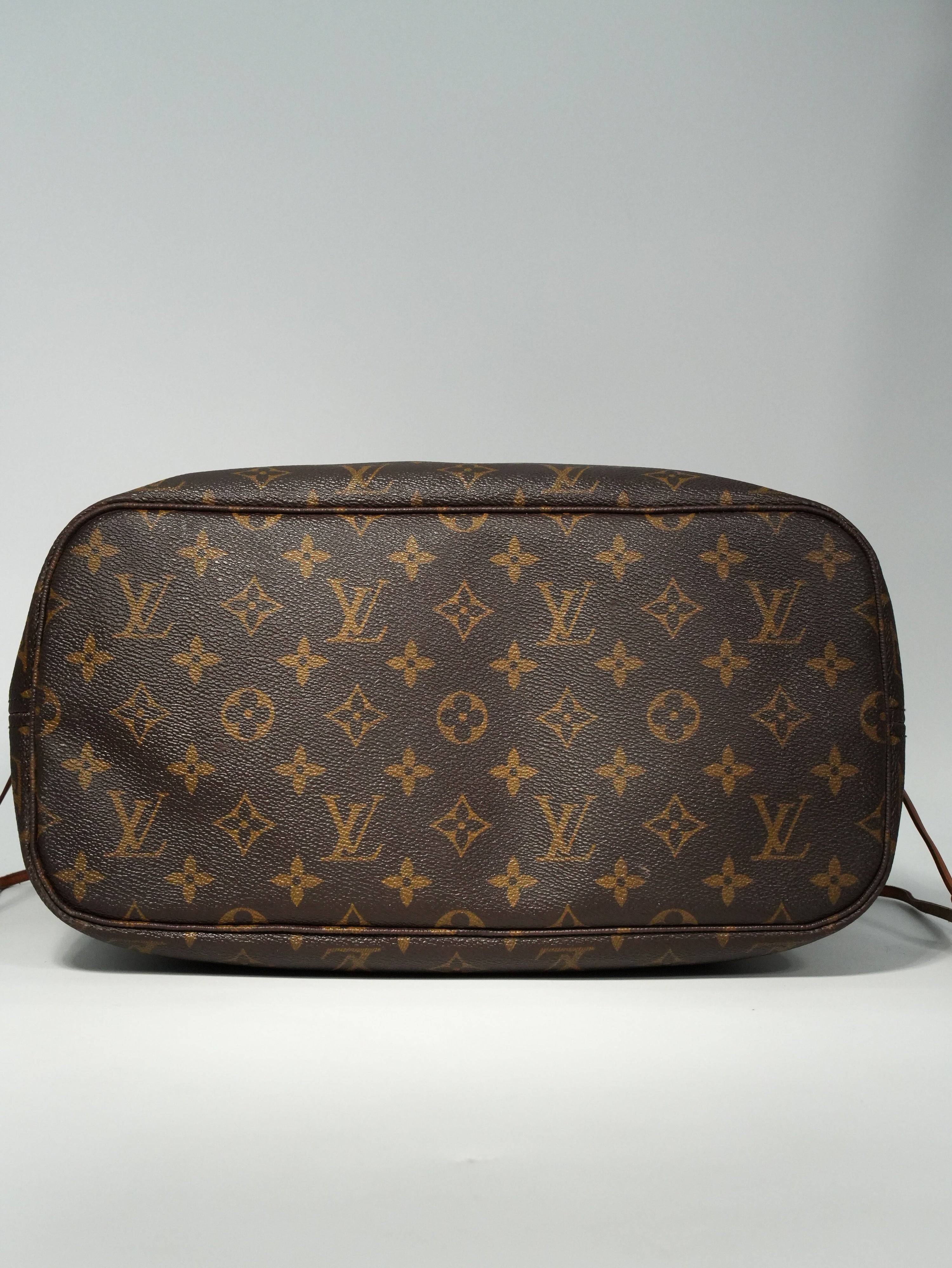 Louis Vuitton Neverfull MM Monogram