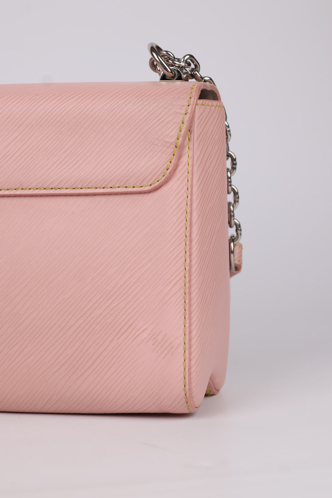 Louis Vuitton Twist MM Epi