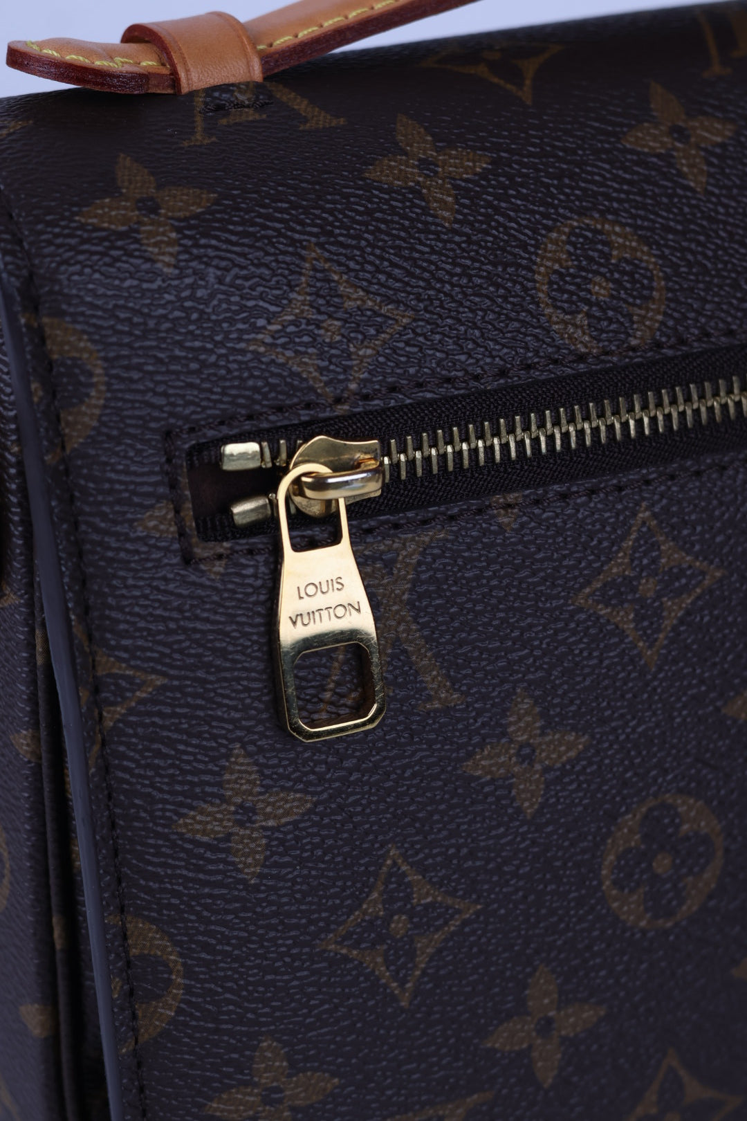 Louis Vuitton Métis Monogram