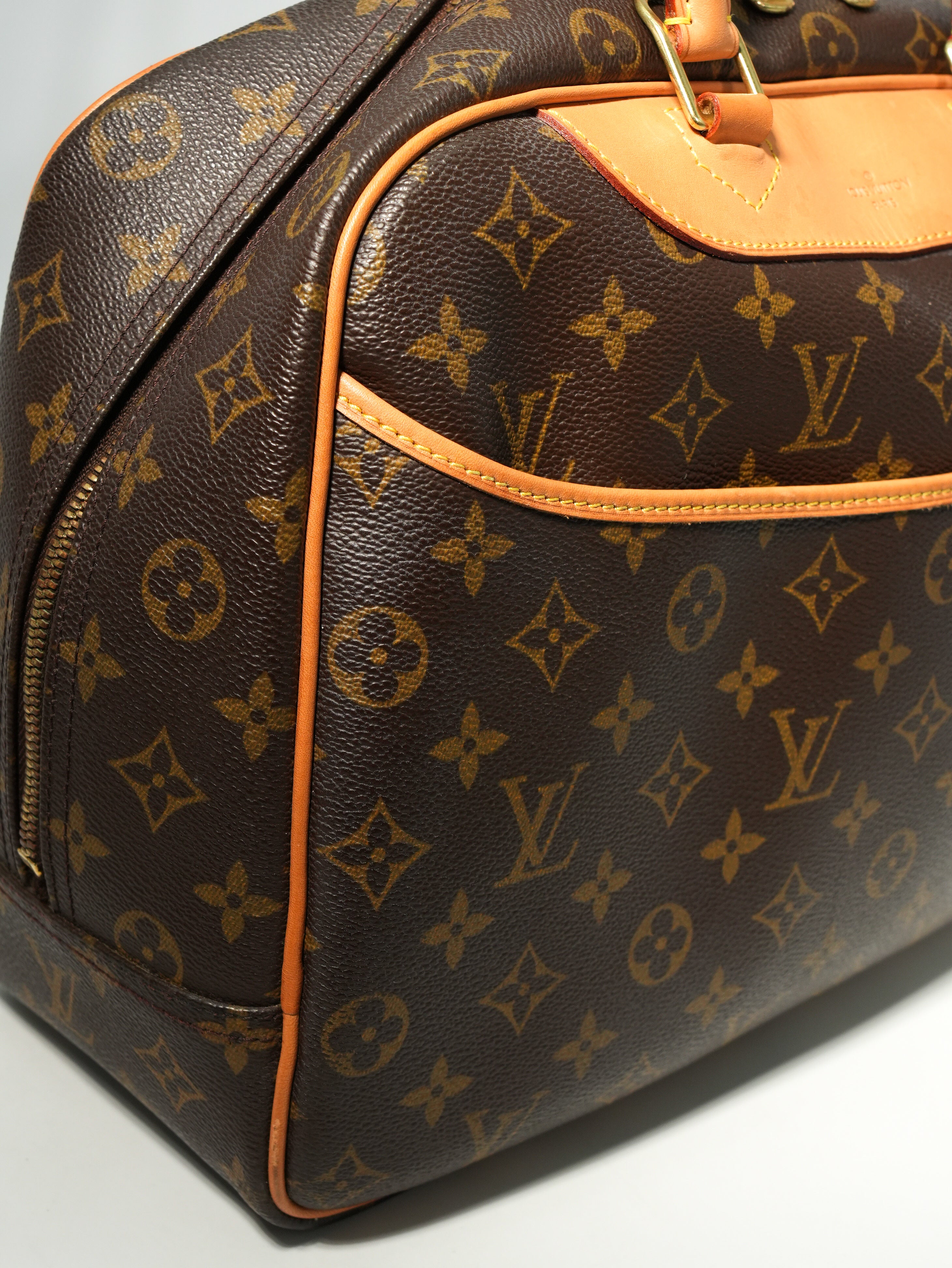 Louis Vuitton Deauville Monogram