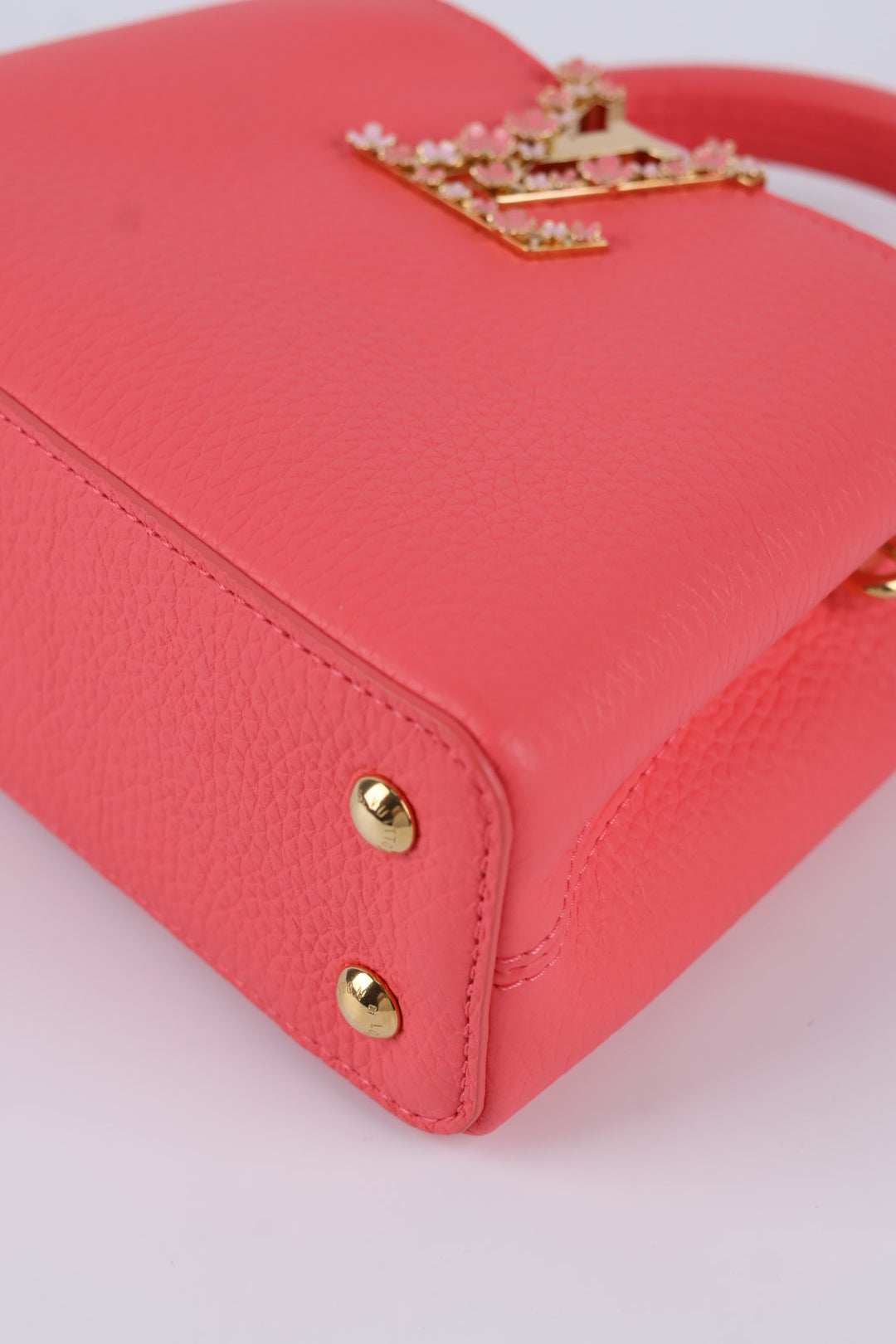 Louis Vuitton Capucines Mini Bloom