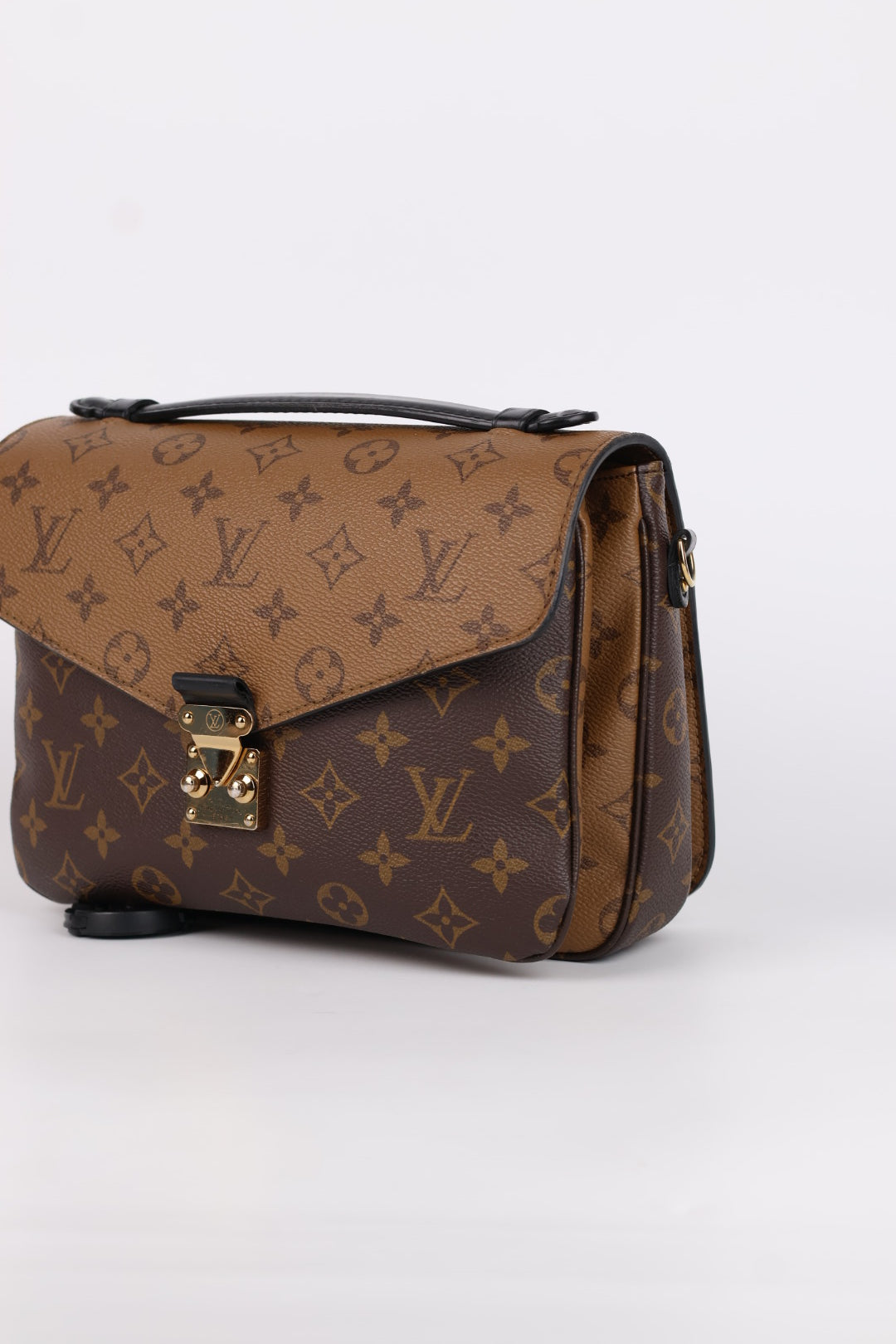 Louis Vuitton Métis Reverse