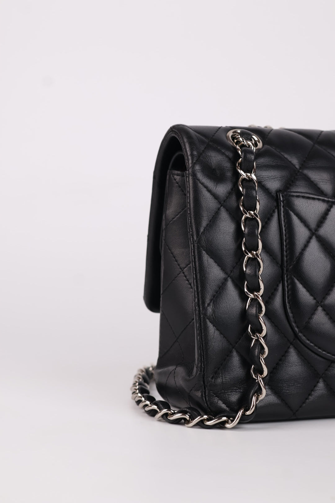 Chanel Timeless Double Flap in Agnello
