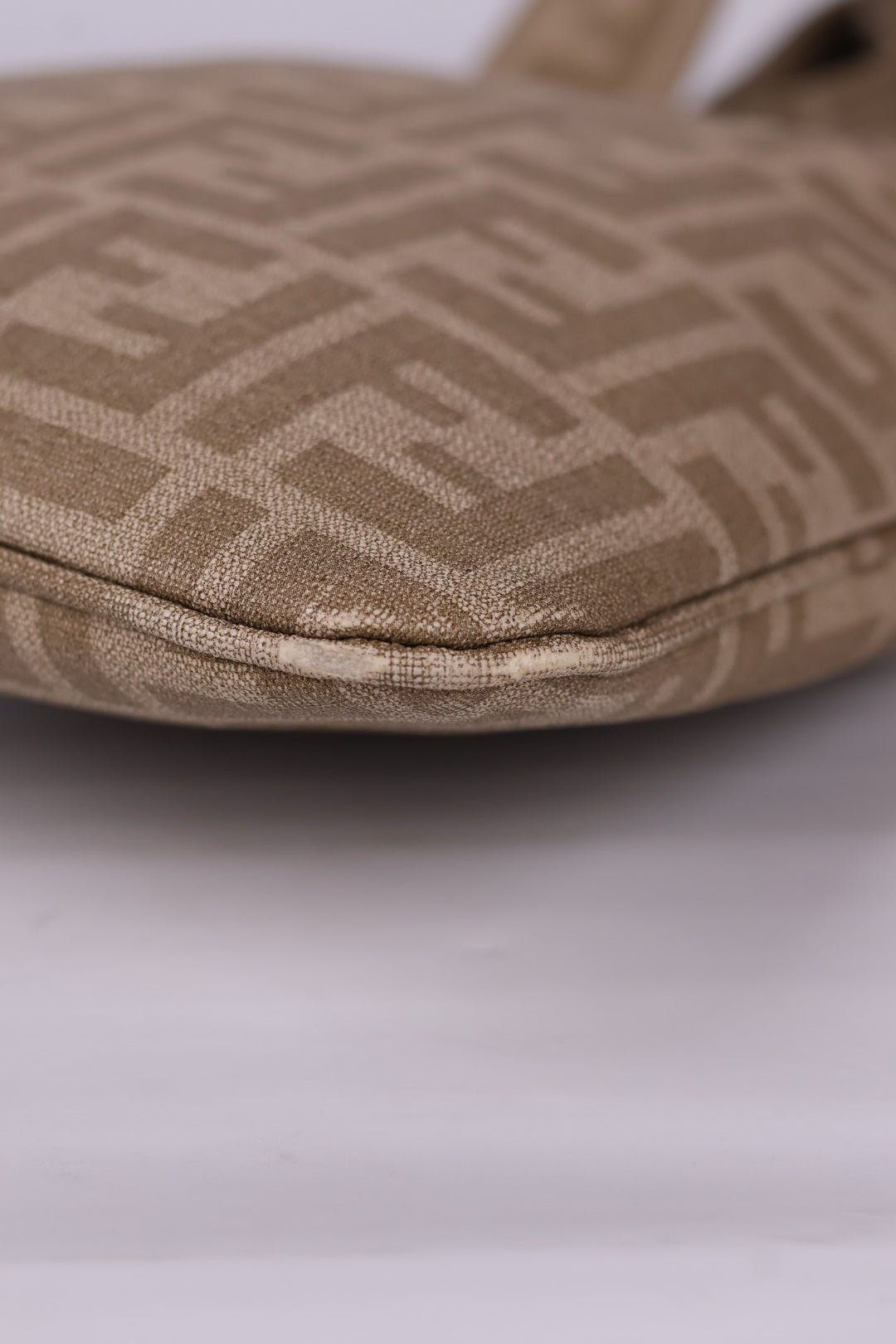 Fendi Messenger FF Logo