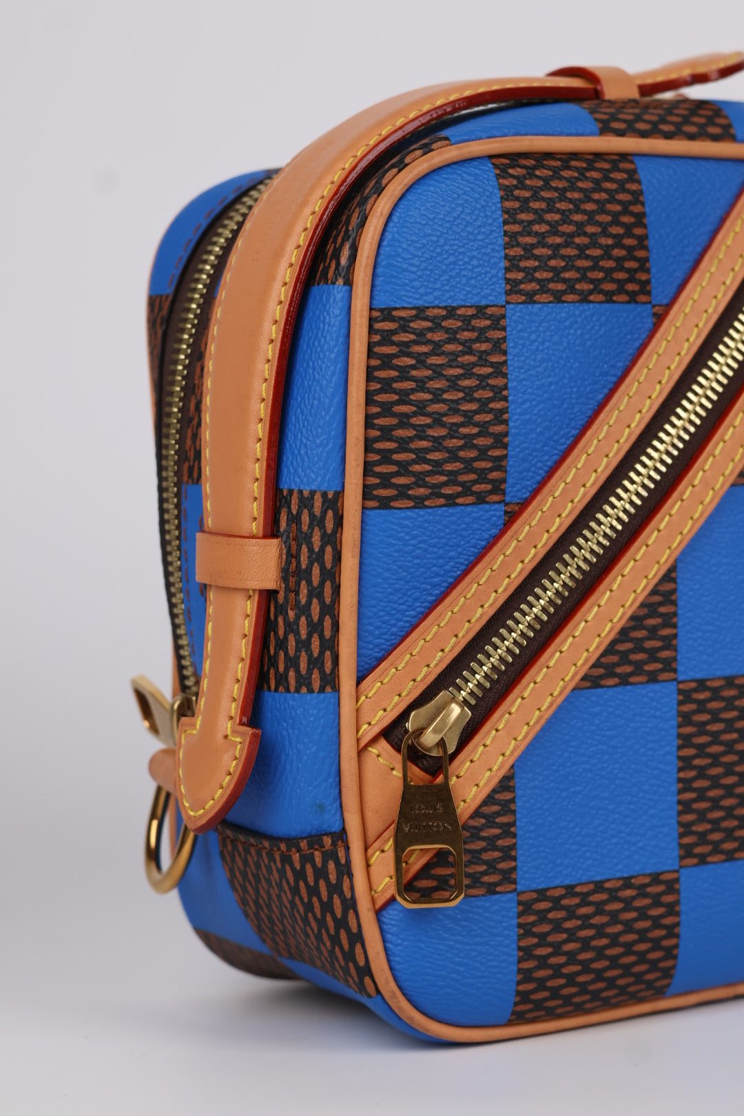 Louis Vuitton Chess Messenger Damier Pop