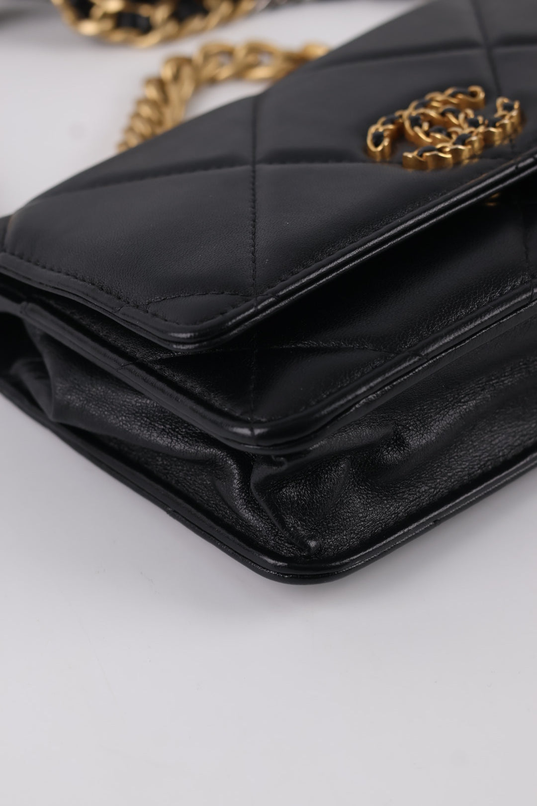 Chanel Woc 19 in Pelle