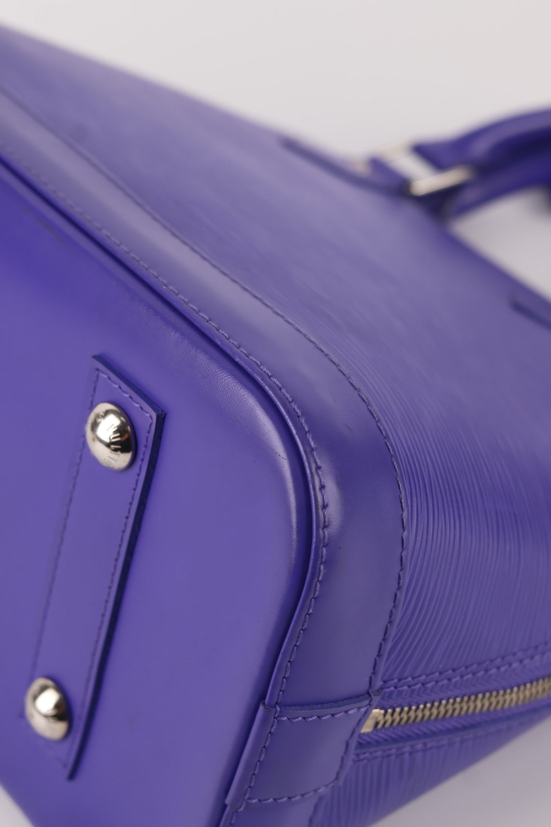Louis Vuitton Alma Pm Epi
