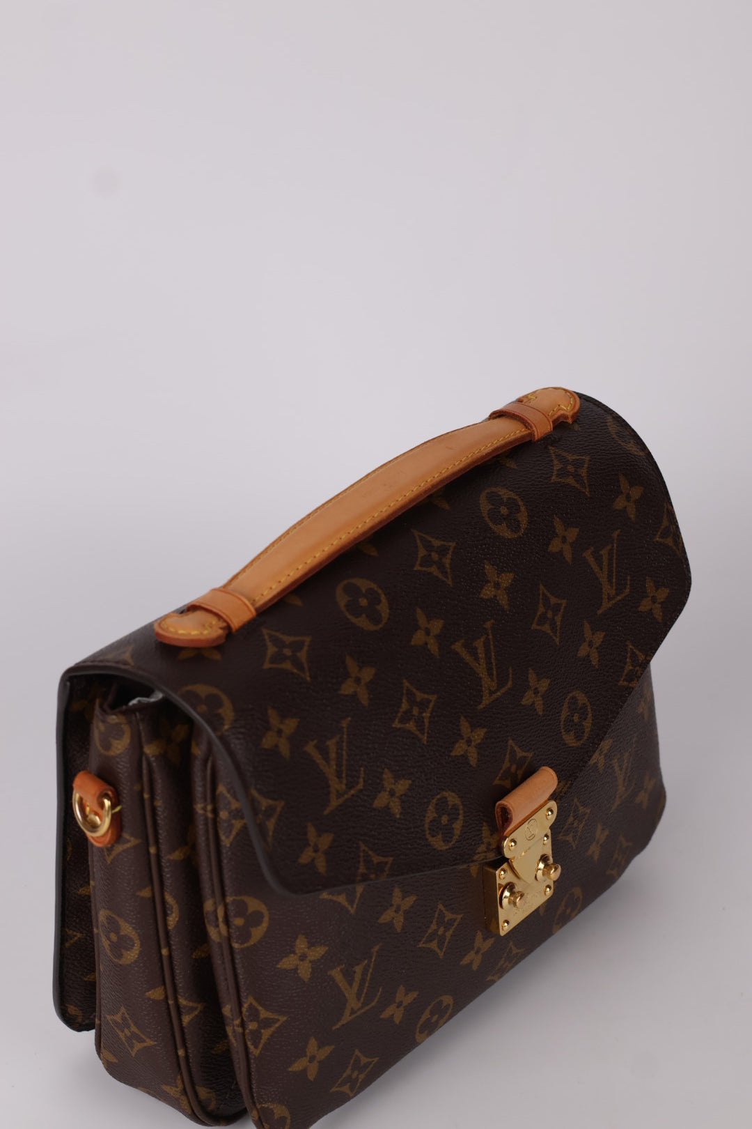 Louis Vuitton Métis Monogram