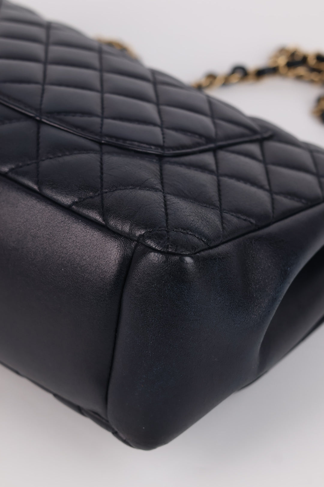 Chanel Madamoiselle Grande Matelassé