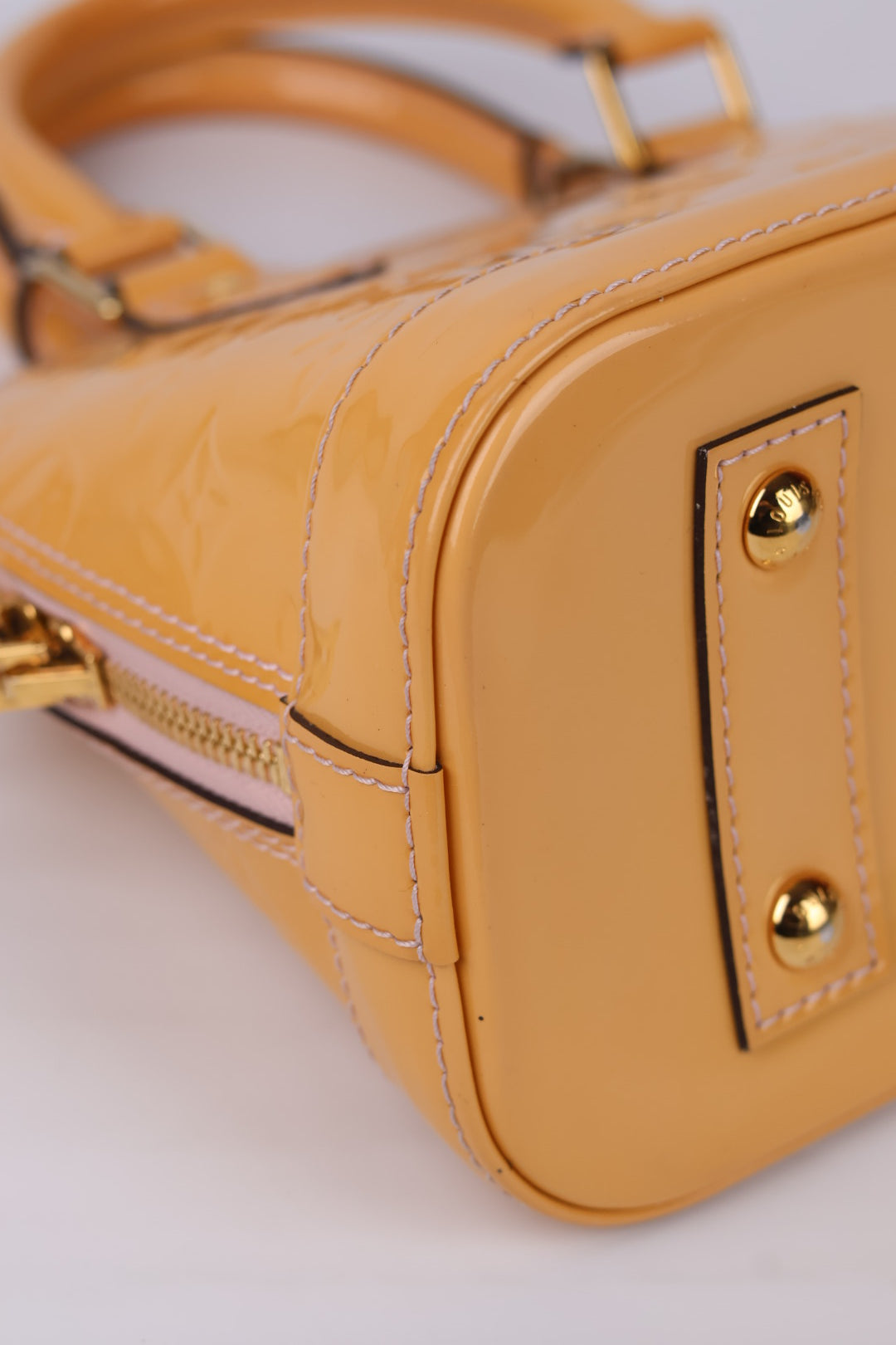 Louis Vuitton Alma BB Vernis