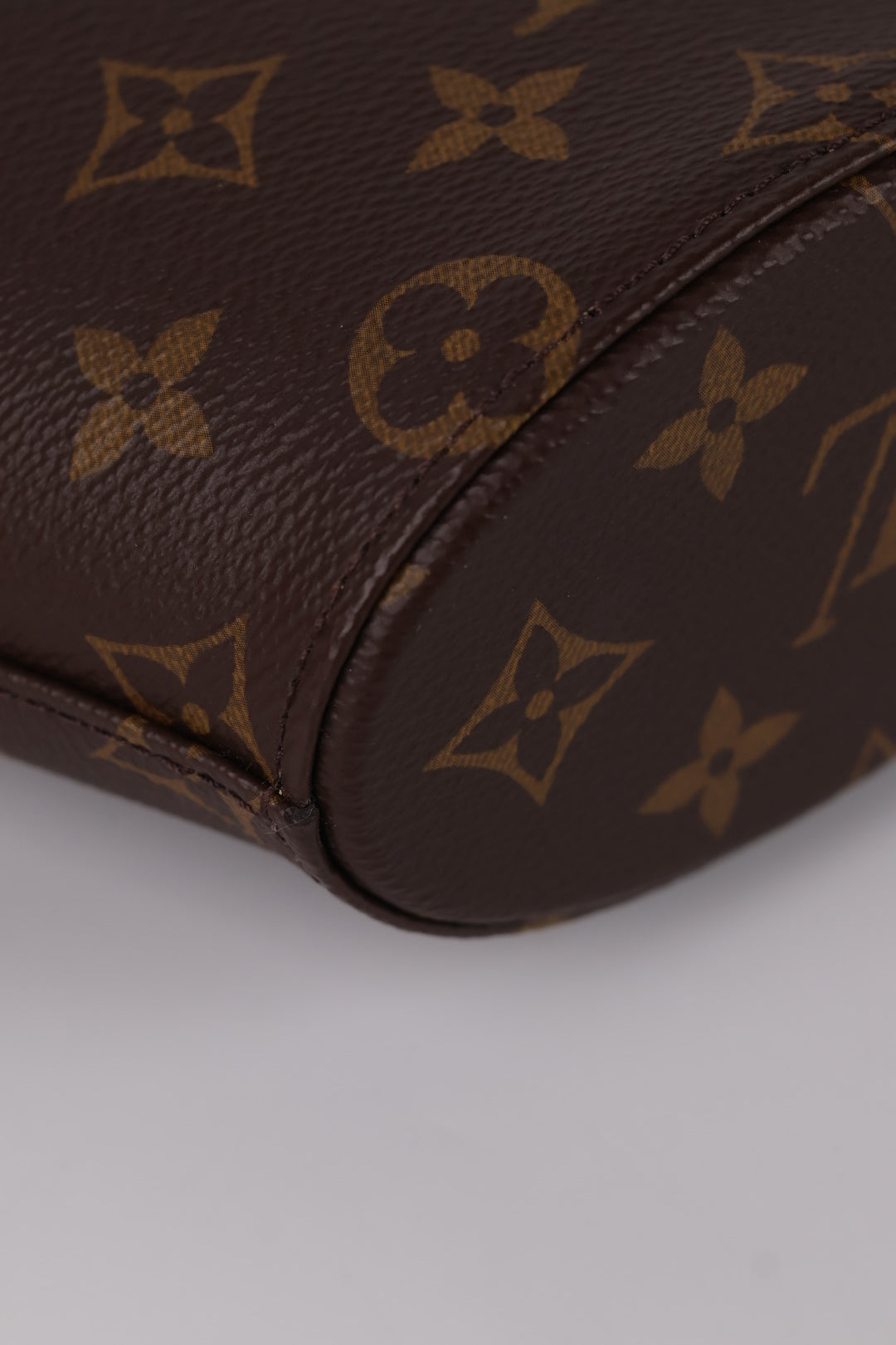Louis Vuitton Rivage BB Monogram
