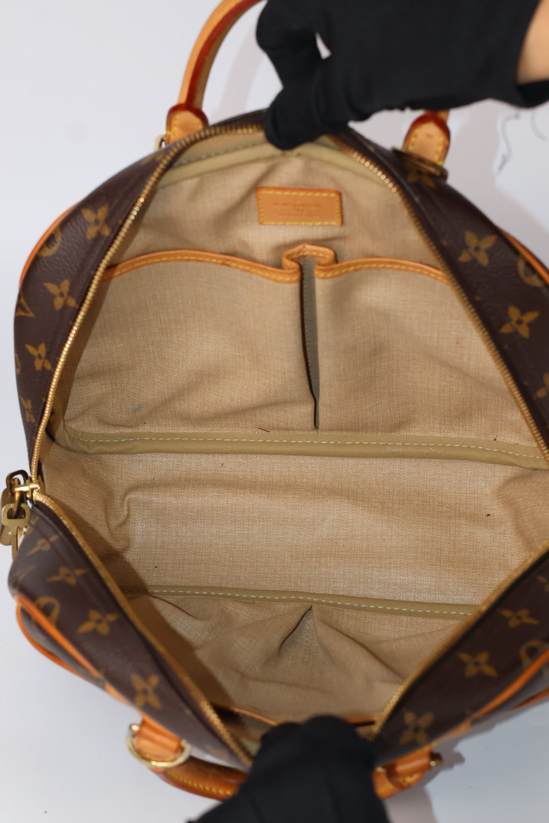 Louis Vuitton Deauville Pm Monogram