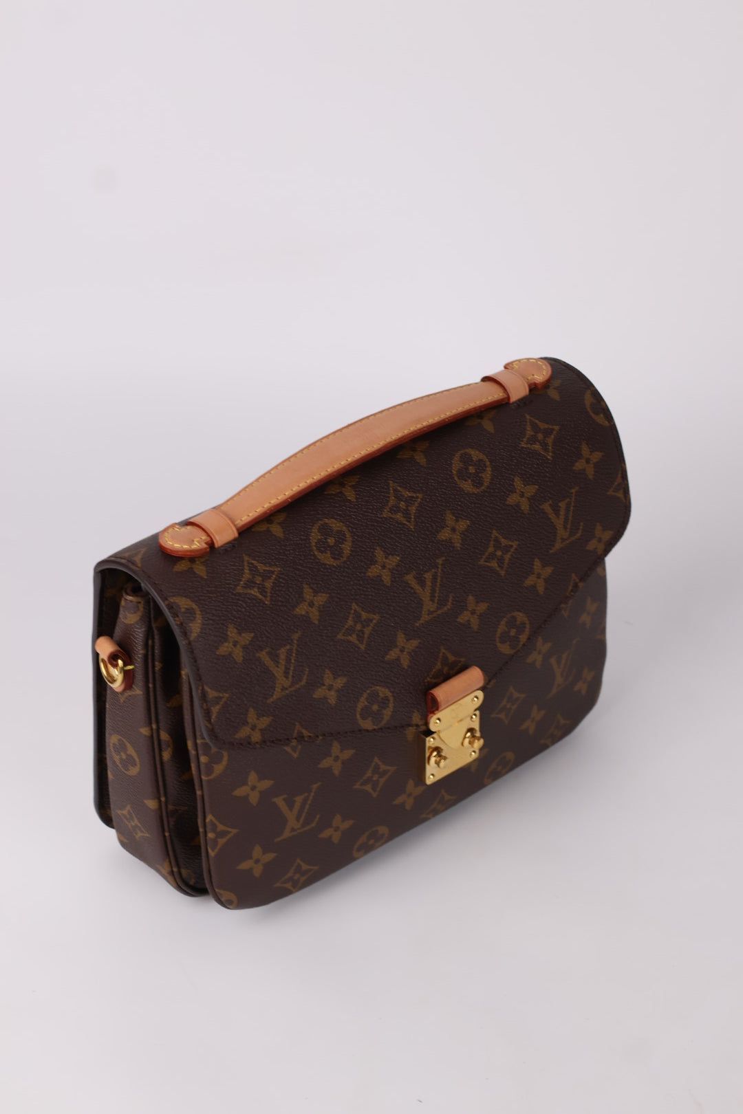 Louis Vuitton Métis Monogram