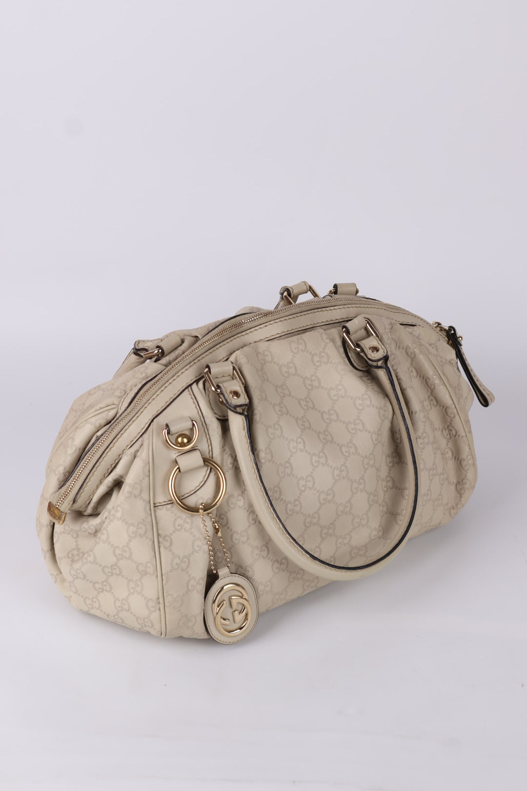 Gucci Boston Sukey GG Signature