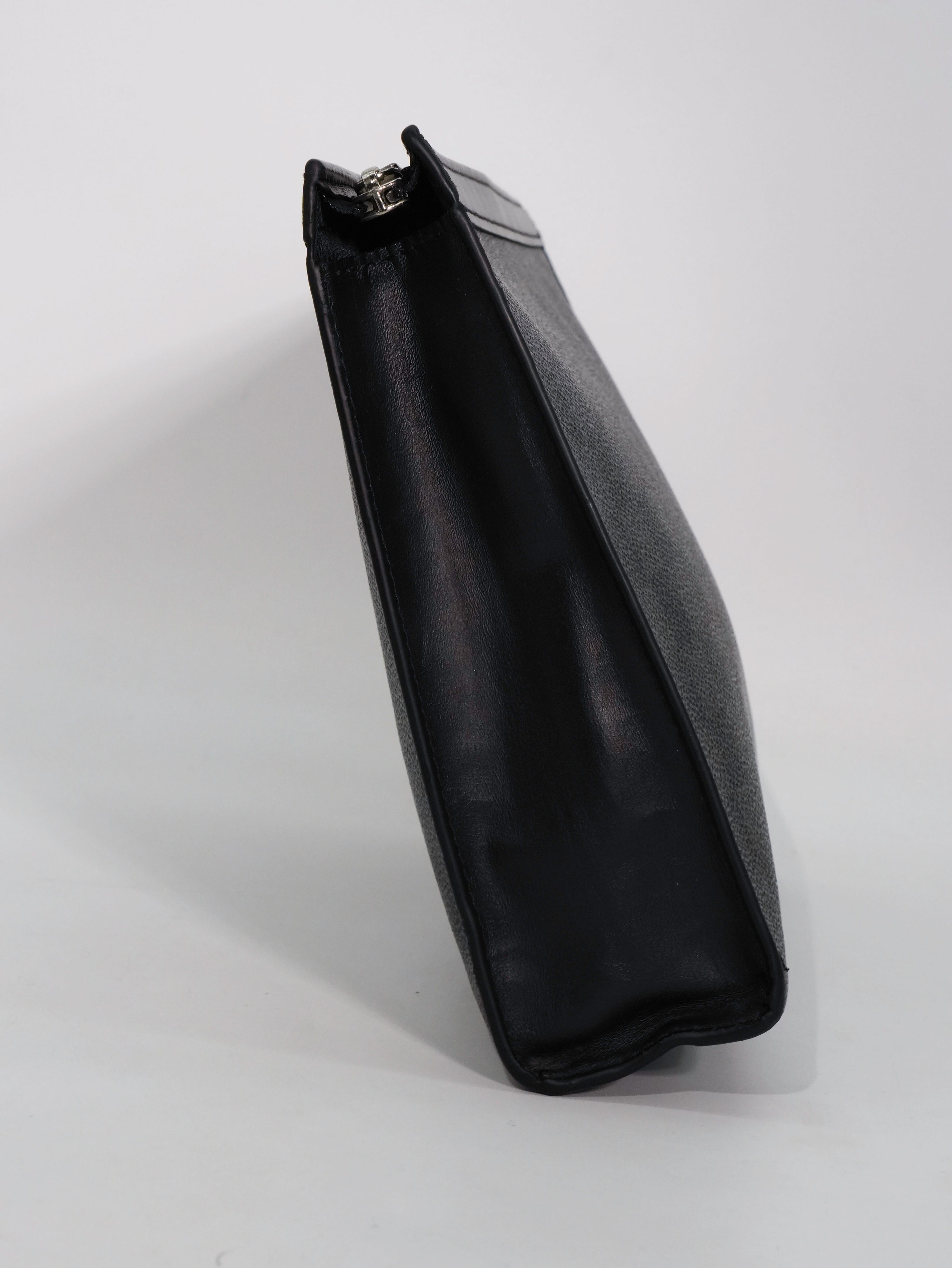 Louis Vuitton Pochette Toilette Damier Graphite