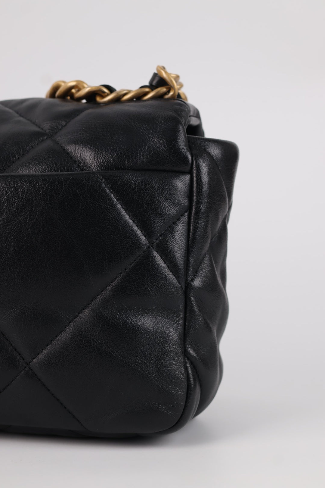 Chanel 19 in Pelle d’Agnello