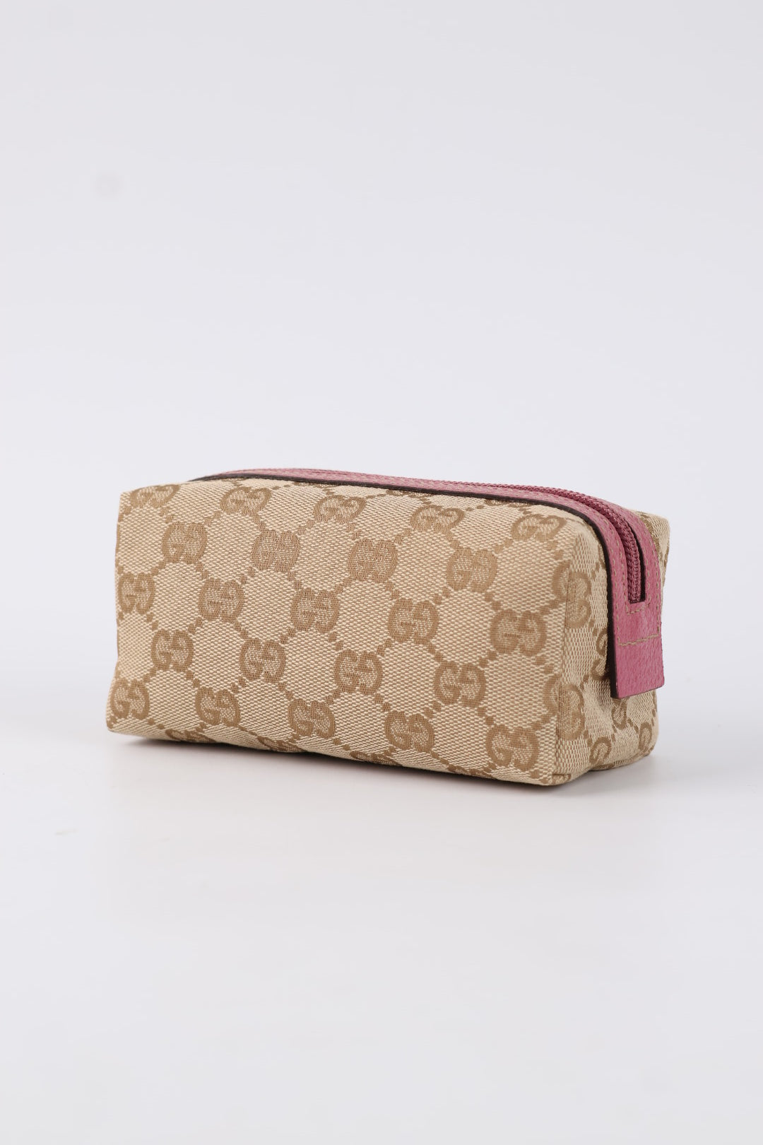 Gucci Mini Pouch GG Wave