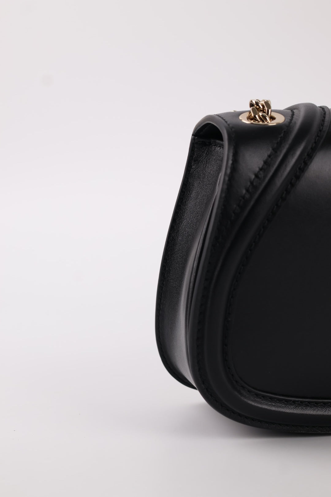 Gucci Blondie Media in Pelle