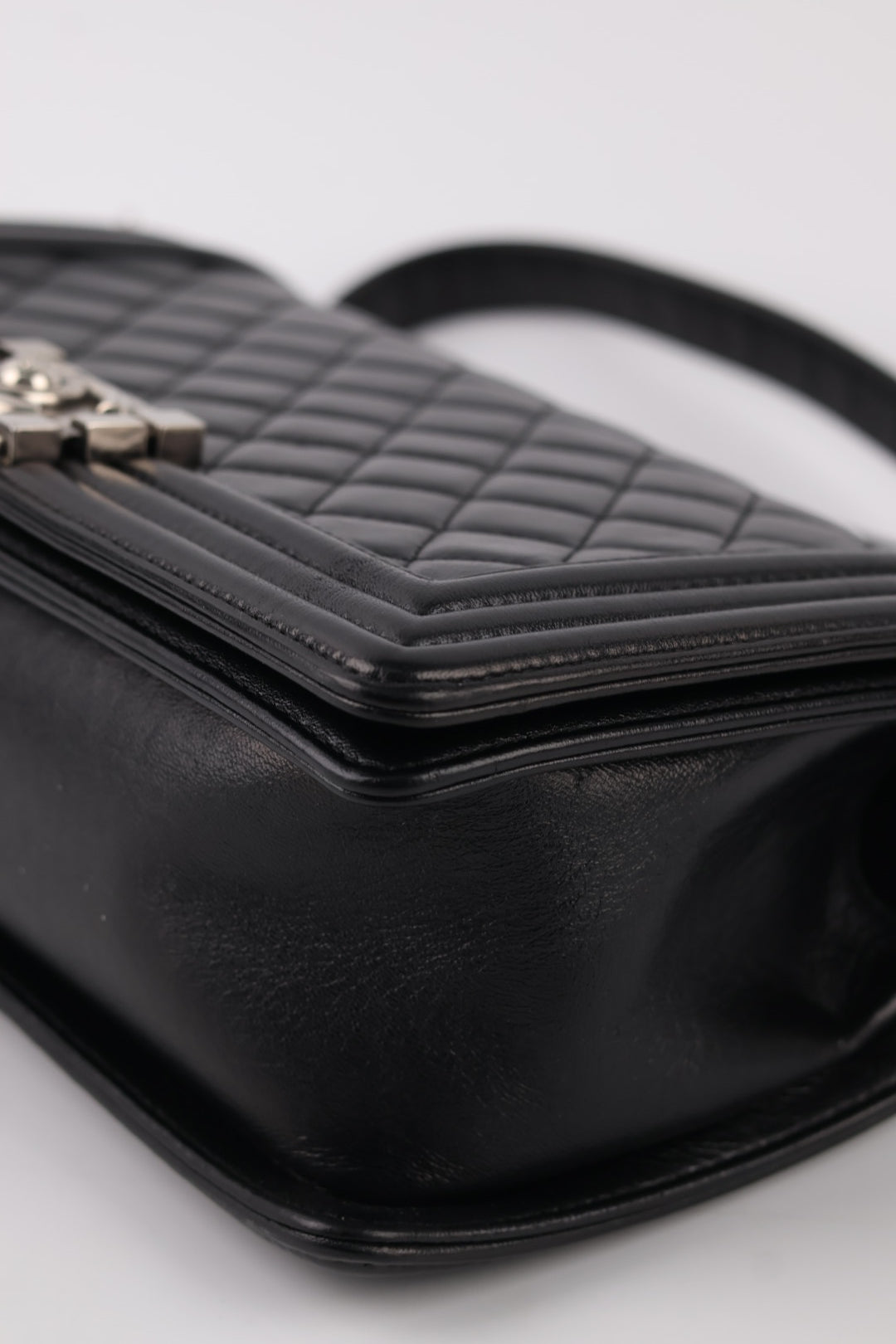 Chanel Boy Media Matelassé