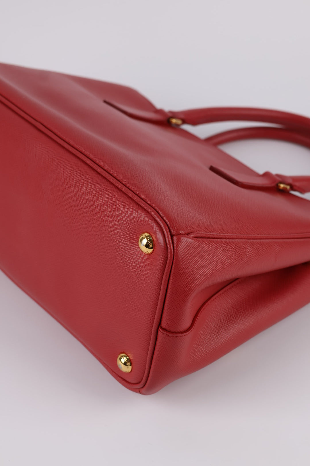 Prada Galleria Media Saffiano