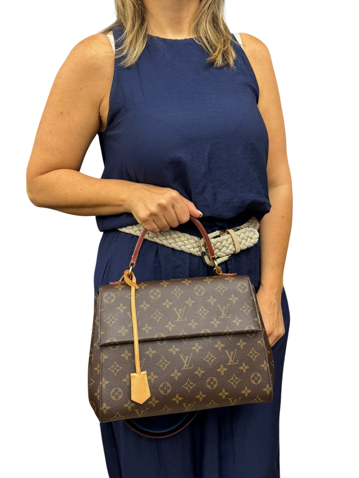 Louis Vuitton Cluny MM Monogram