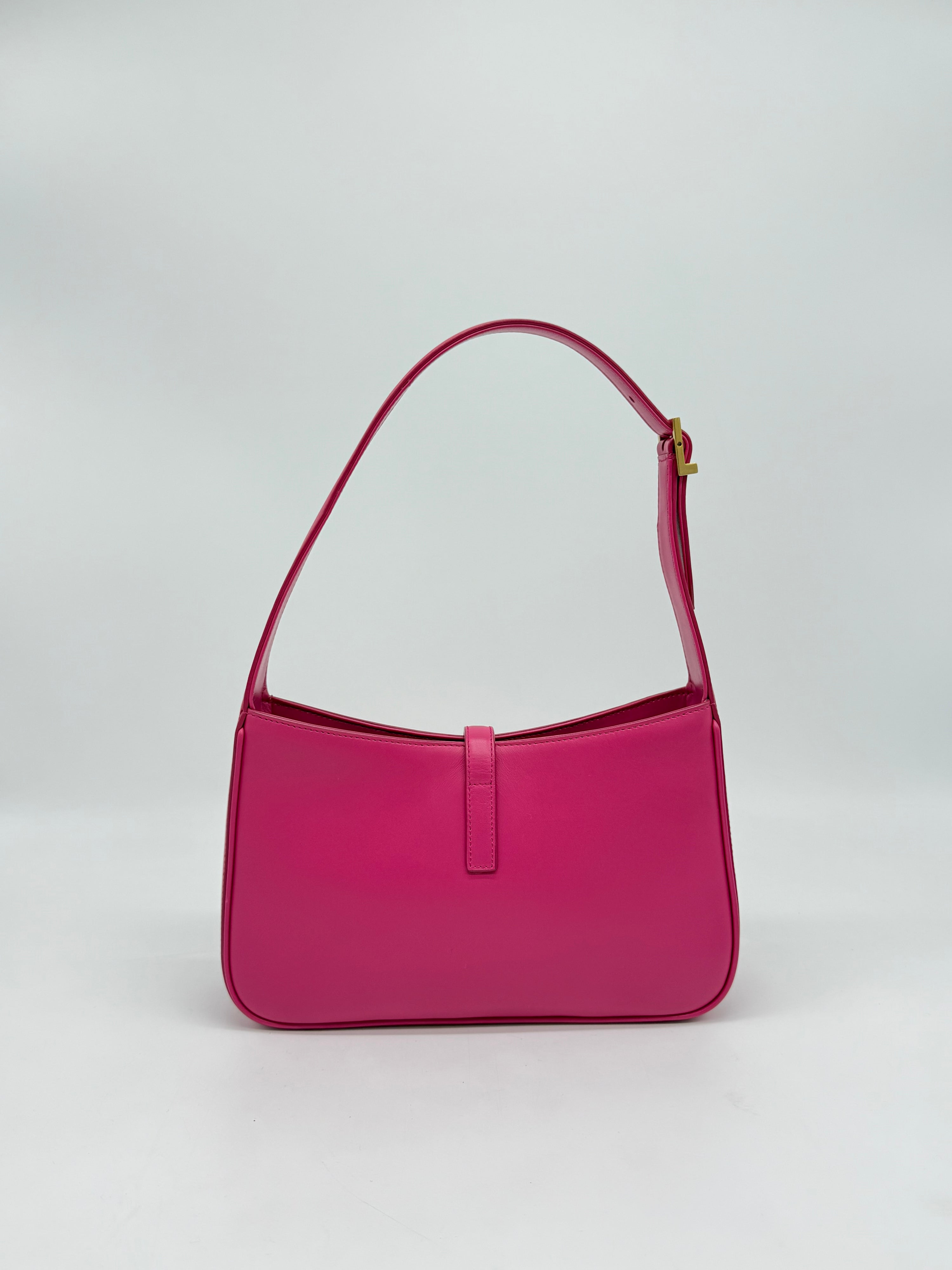 Saint Laurent Hobo le 5 à 7