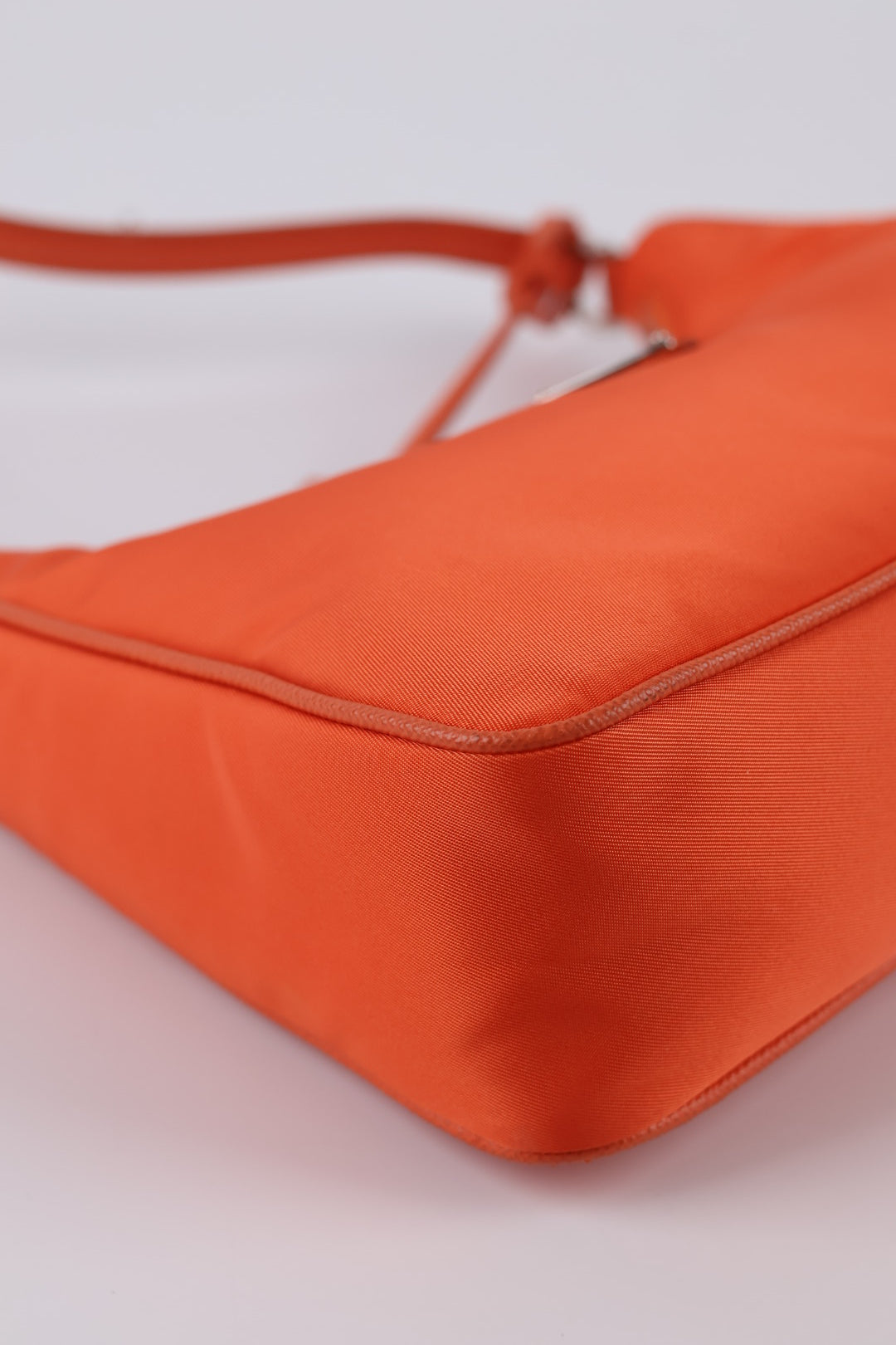 Prada Re-Edition 2005 Nylon