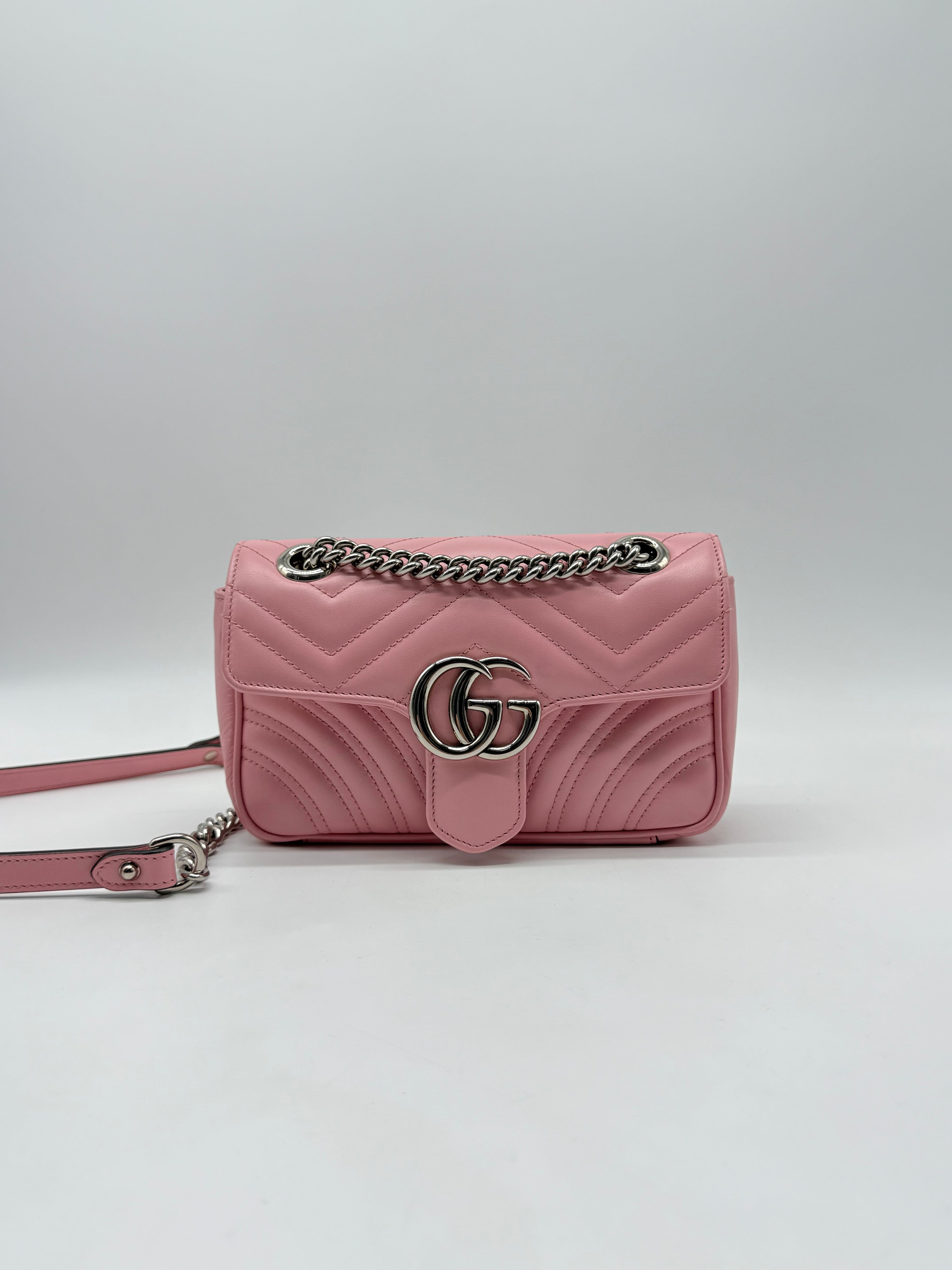 Gucci Marmont Matelassé 22cm