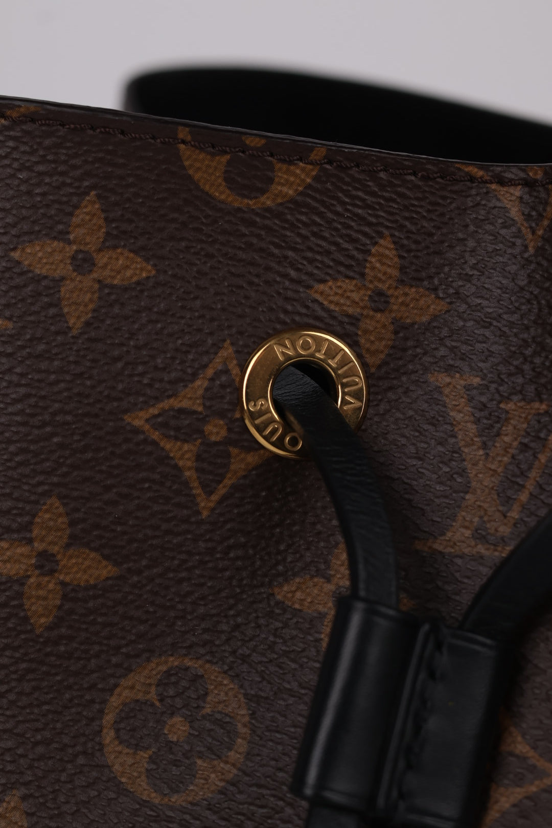 Louis Vuitton Neo Noé MM Monogram