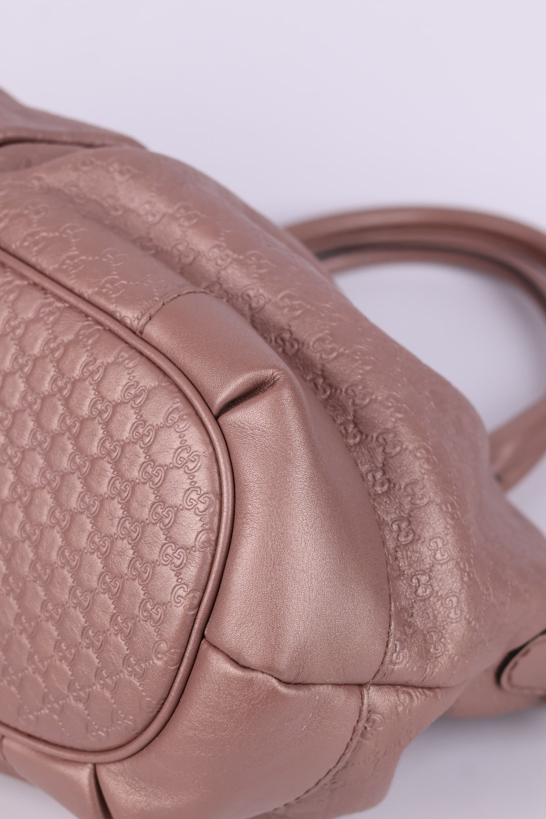 Gucci Sukey Small GG Microguccissima