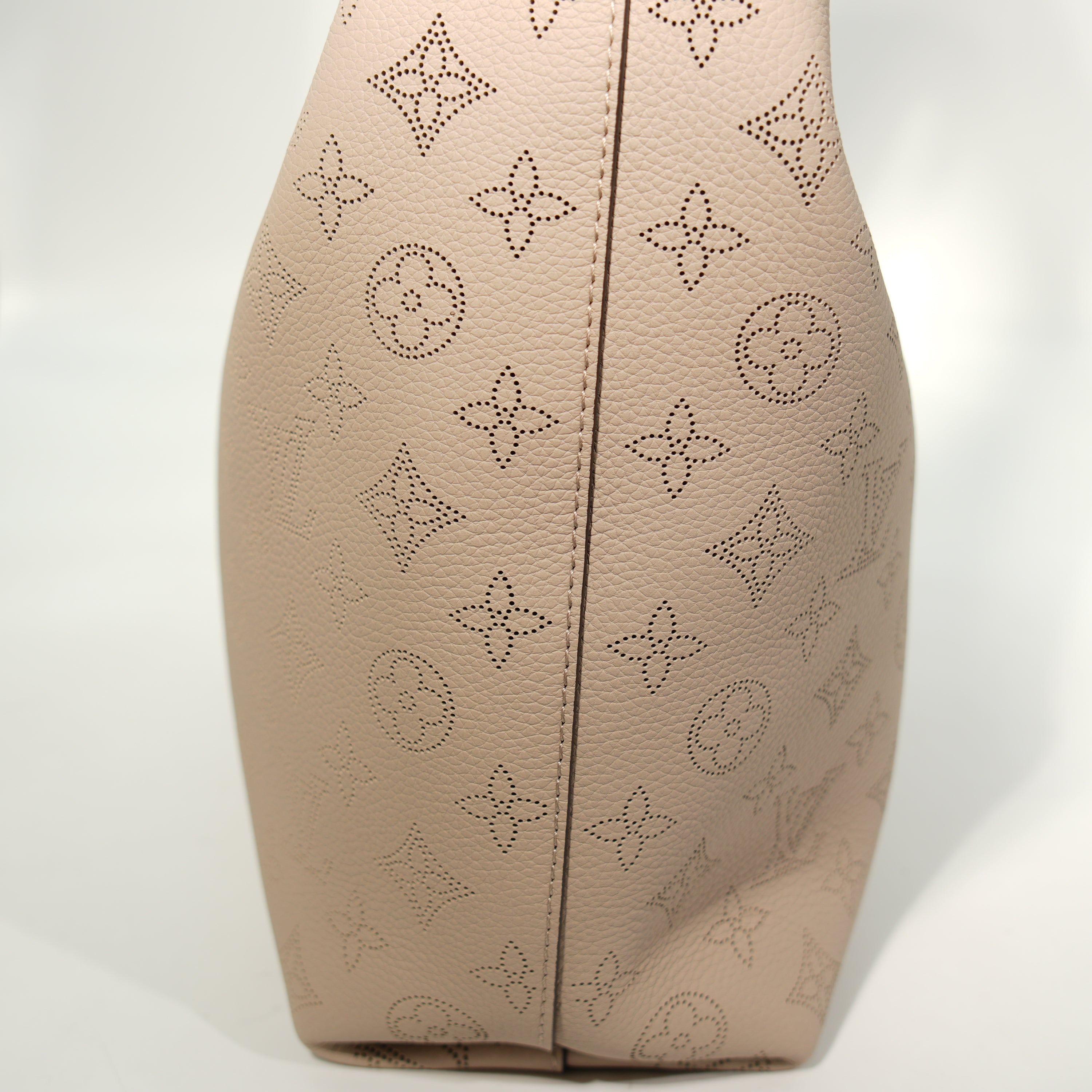 Louis Vuitton Why Knot MM Mahina