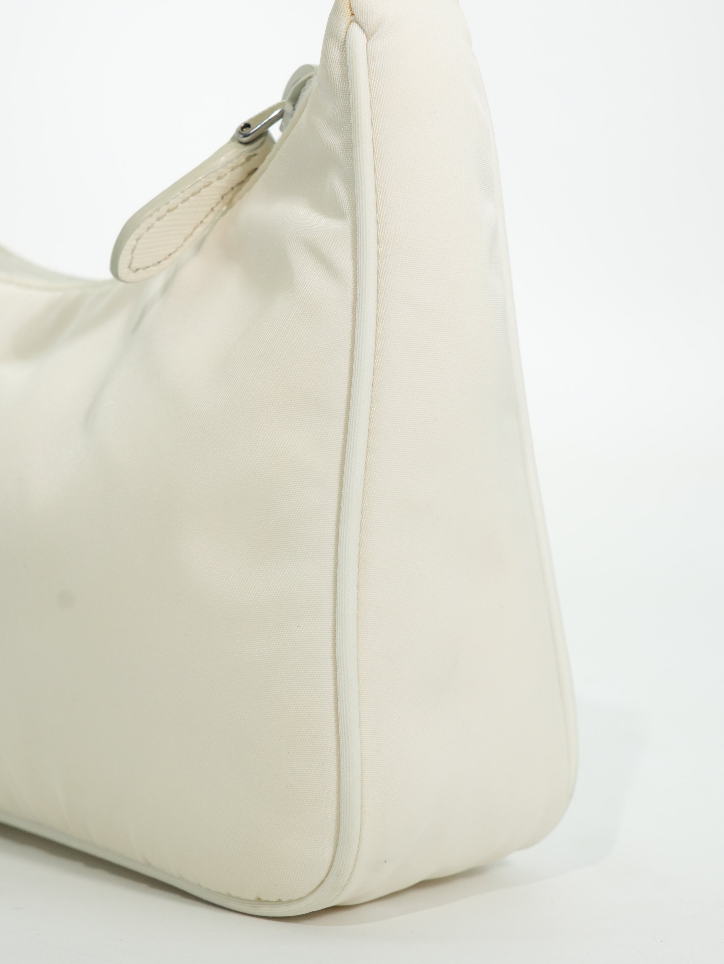 Prada Re-Edition 2000 Nylon