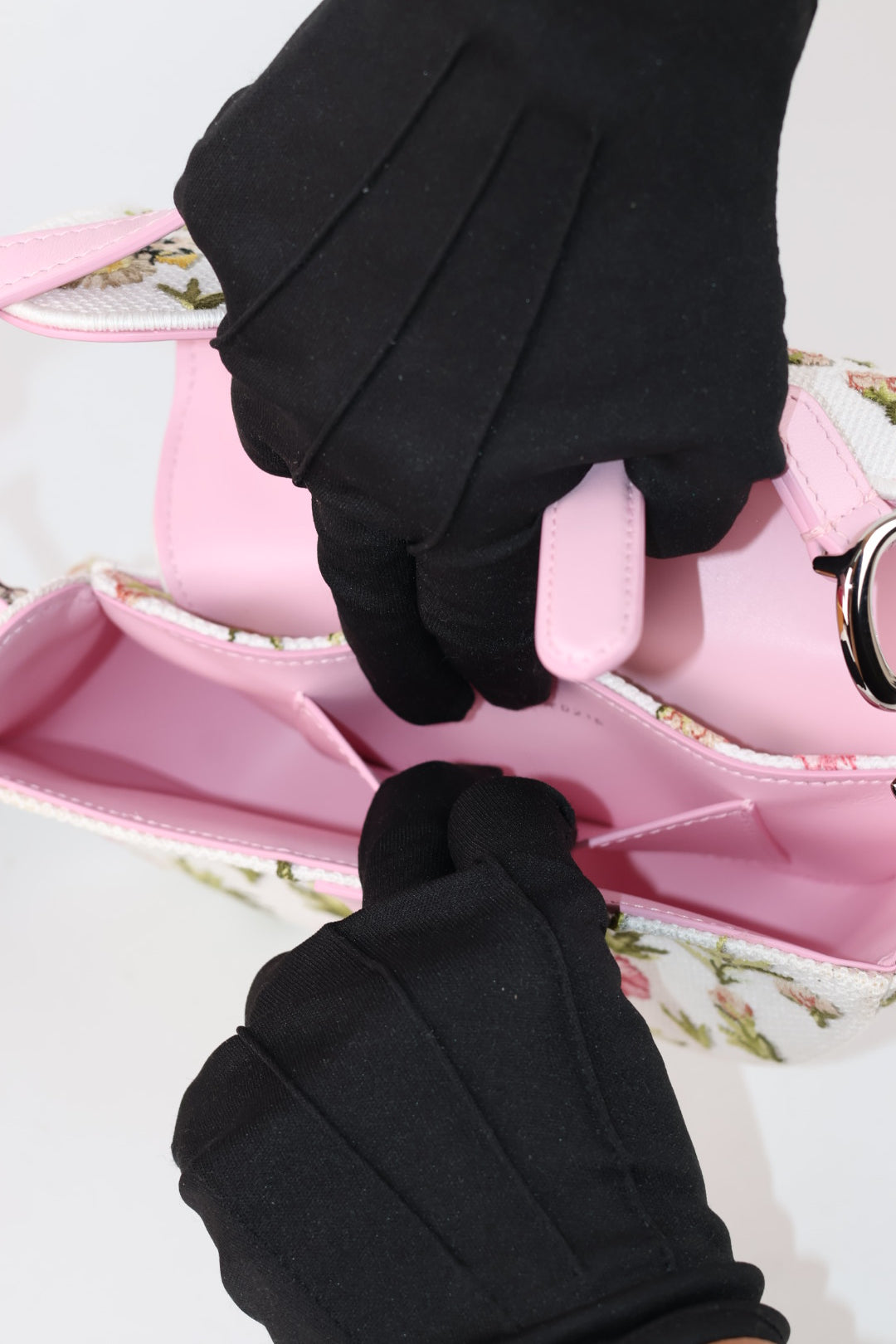 Dior Saddle Piccola Daisy Garden