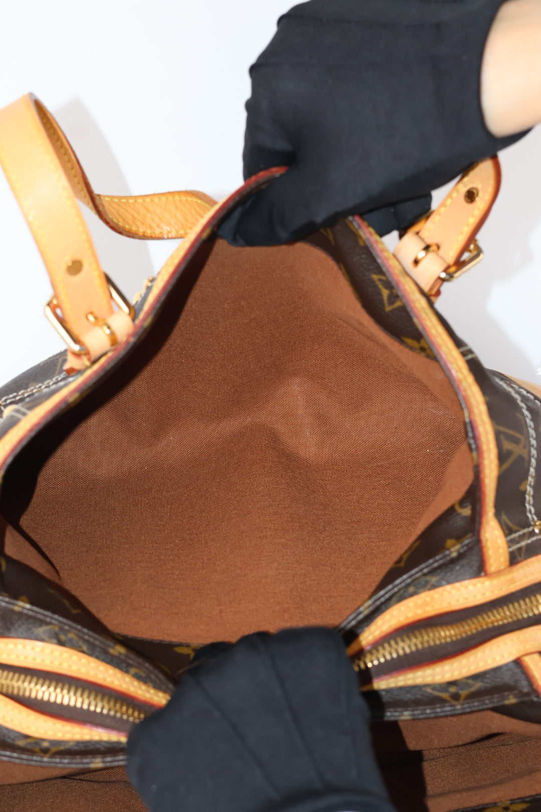 Louis Vuitton Rivets Monogram