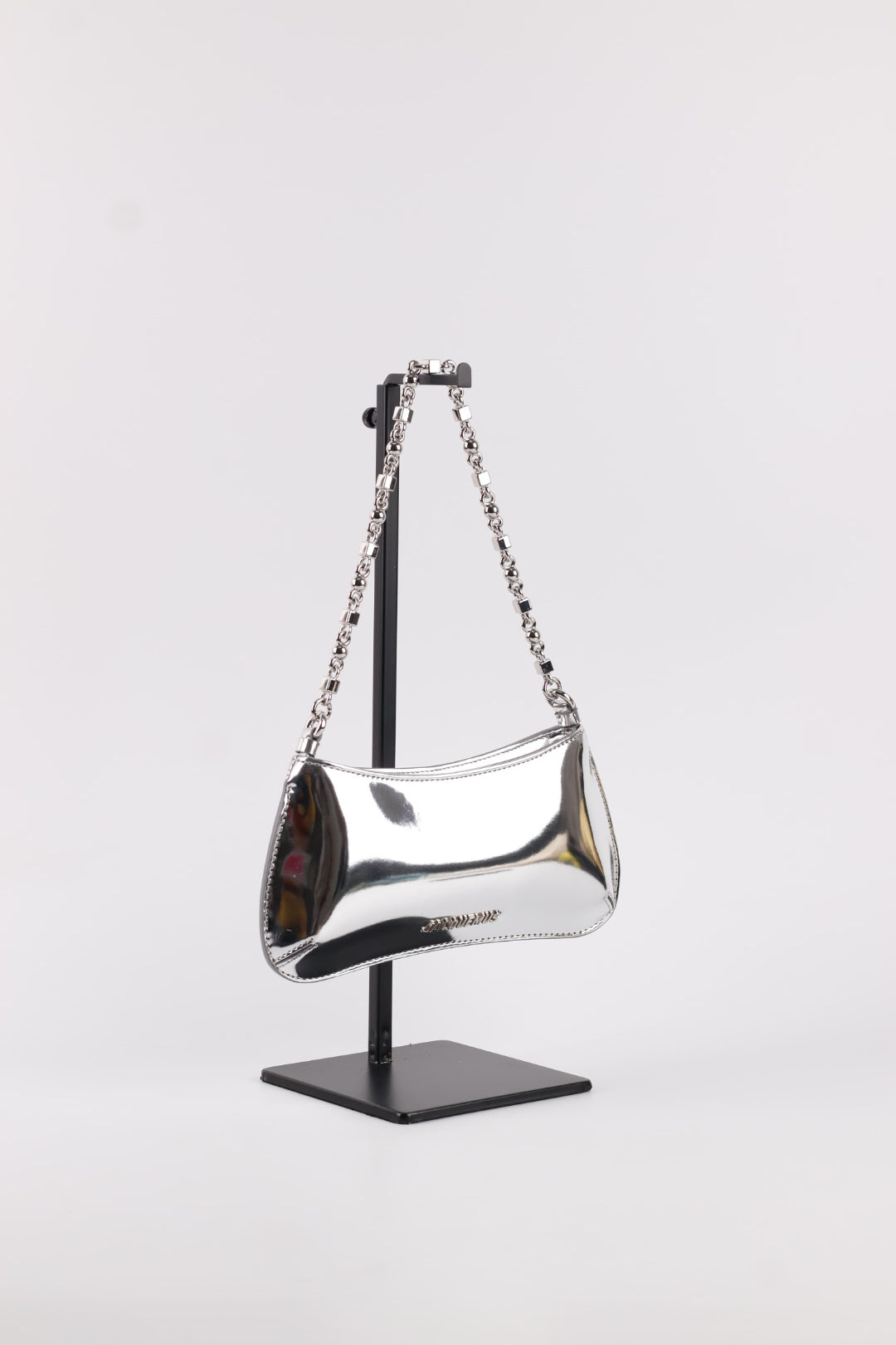 Jacquemus Le Petite Bisou