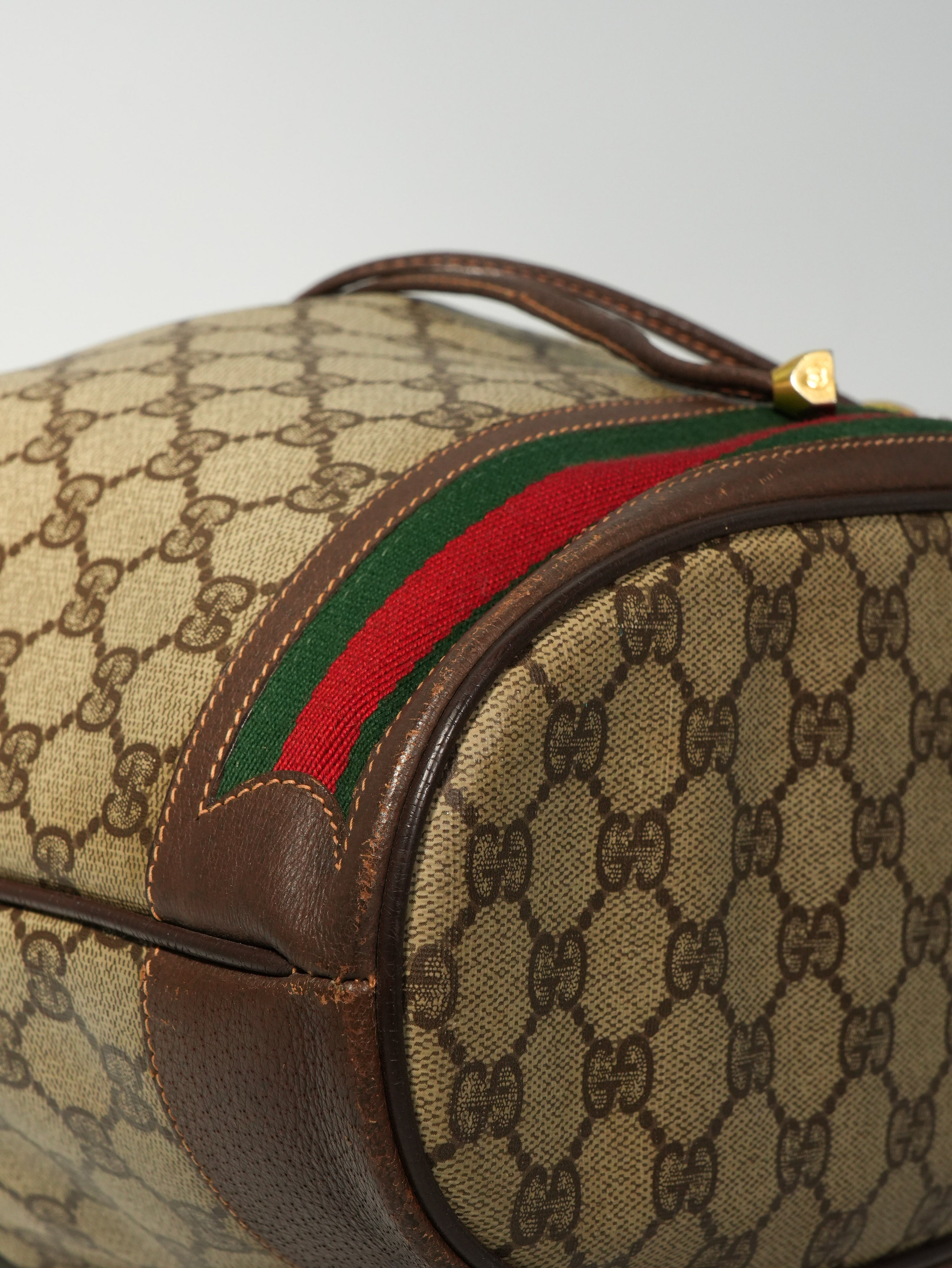 Gucci Bucket GG Supreme Vintage