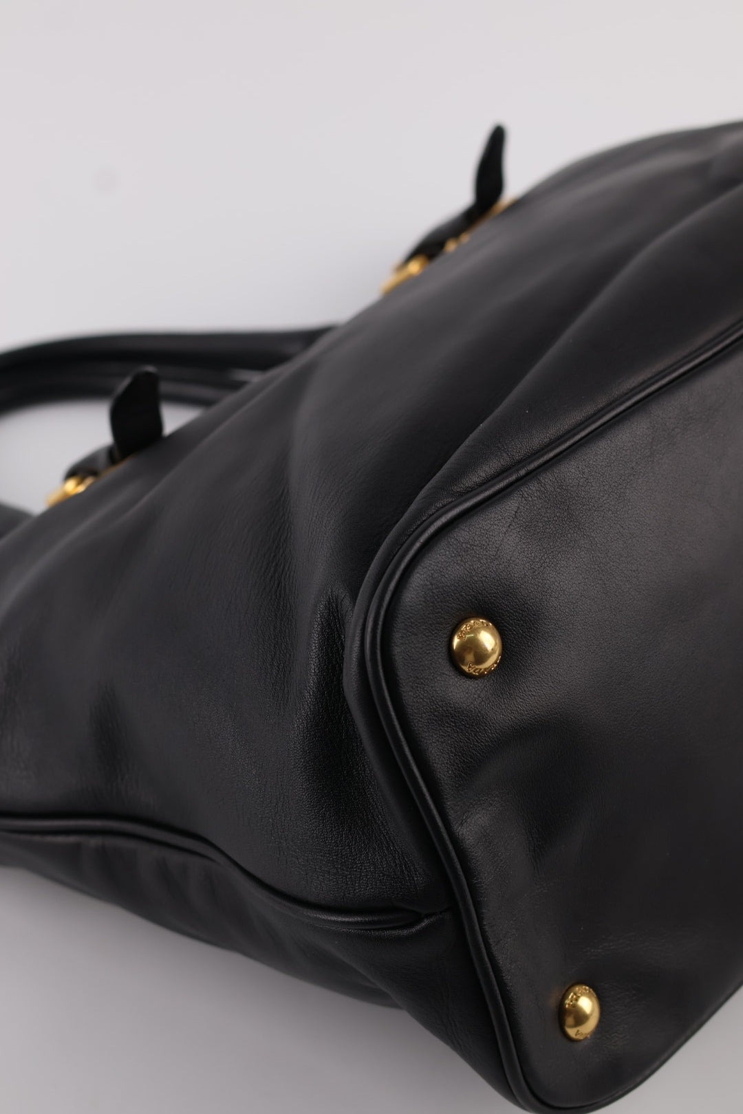 Prada Tote in Pelle Soft