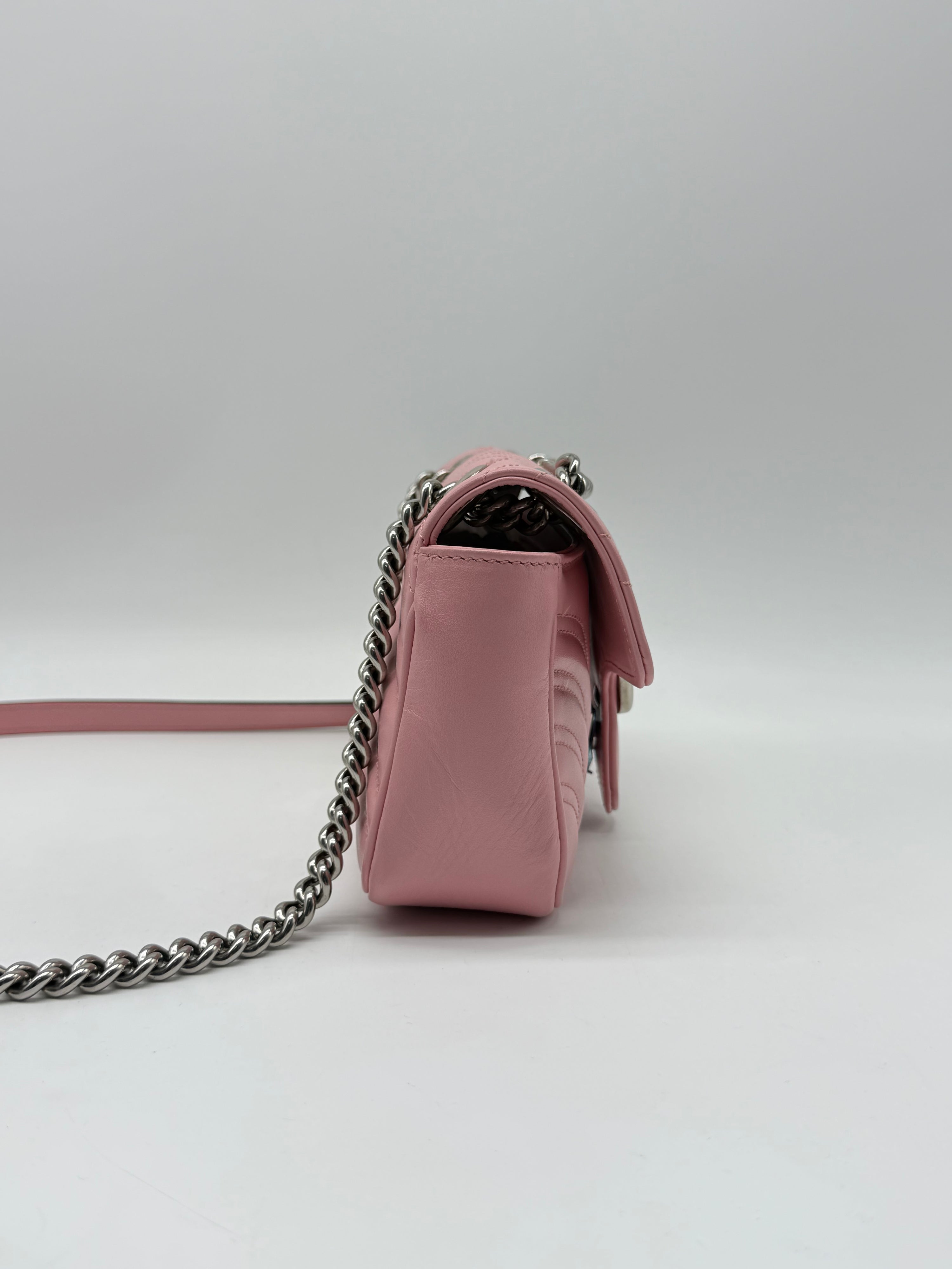 Gucci Marmont Matelassé 22cm
