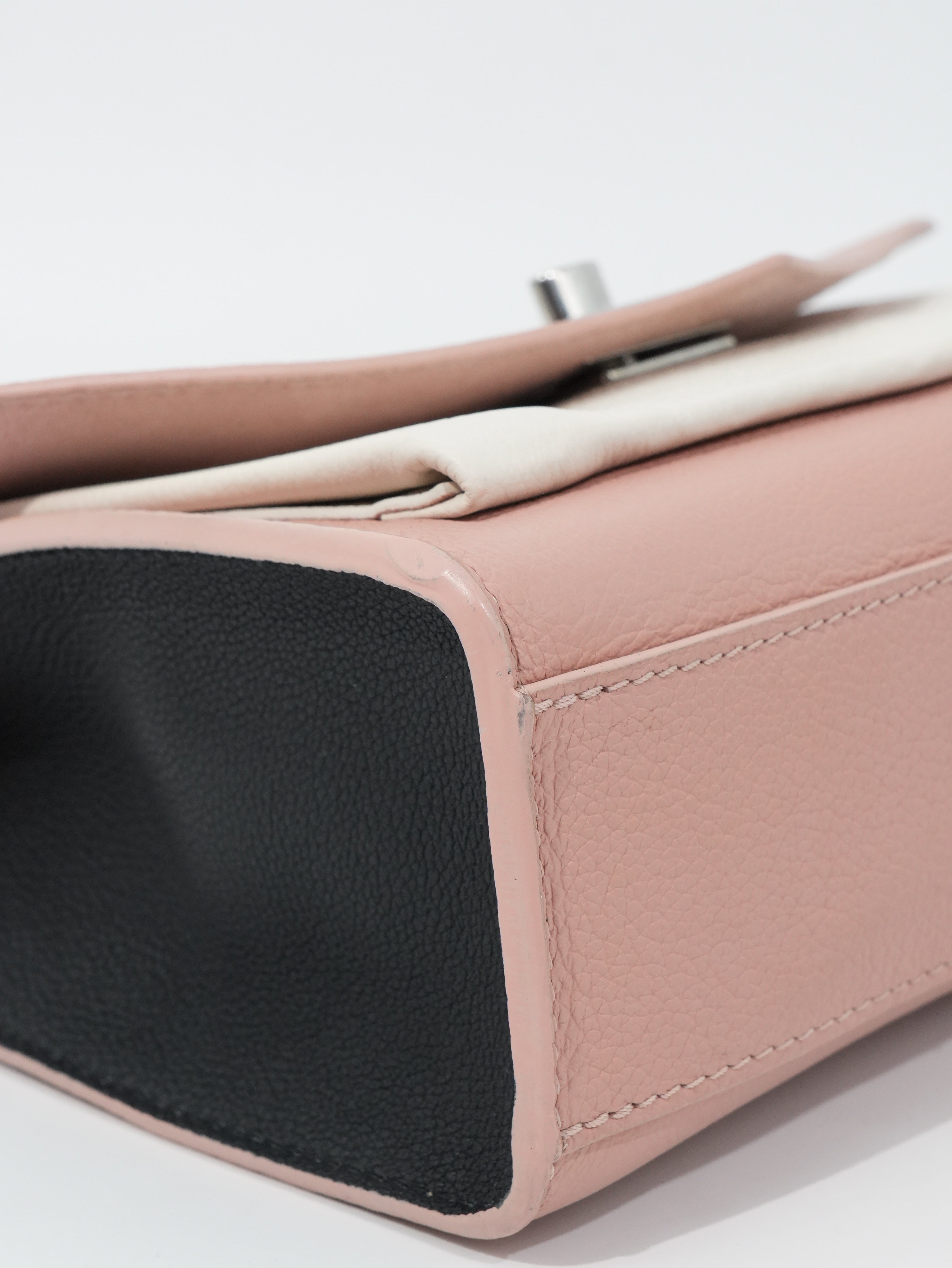 Louis Vuitton LockMe