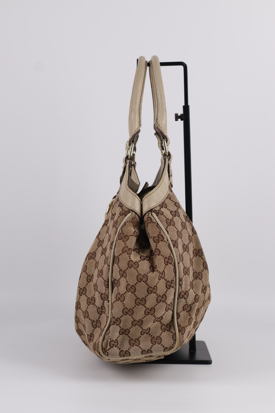 Gucci Sukey Small GG Wave