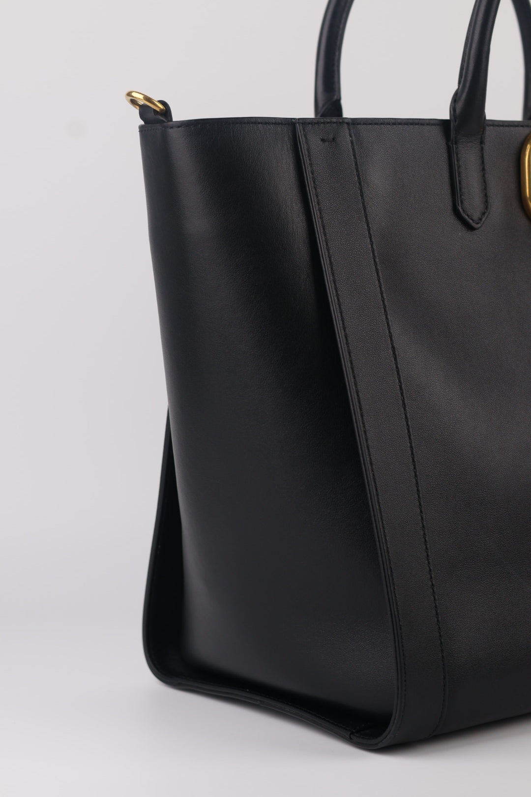 Valentino V Tote in Pelle