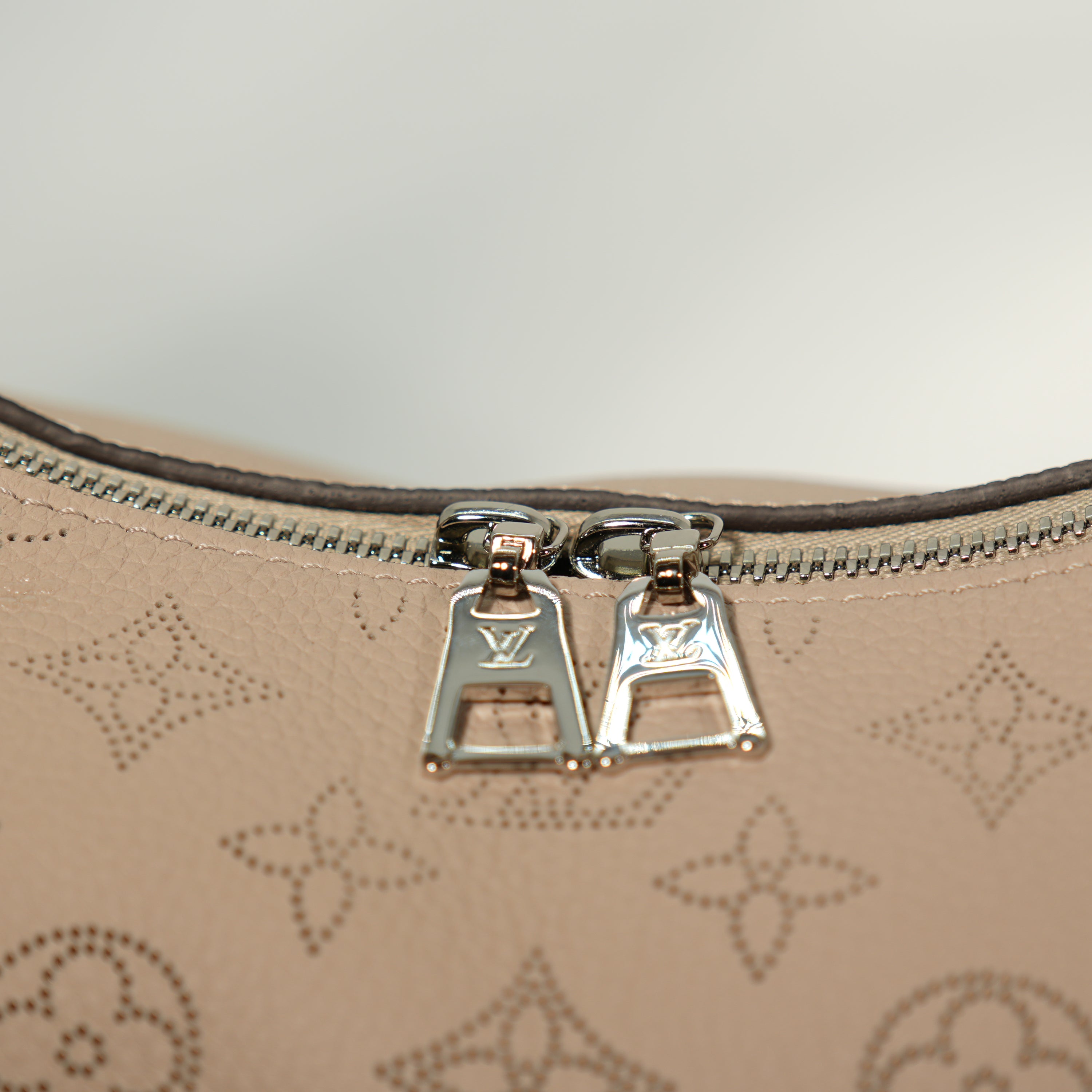 Louis Vuitton Why Knot MM Mahina